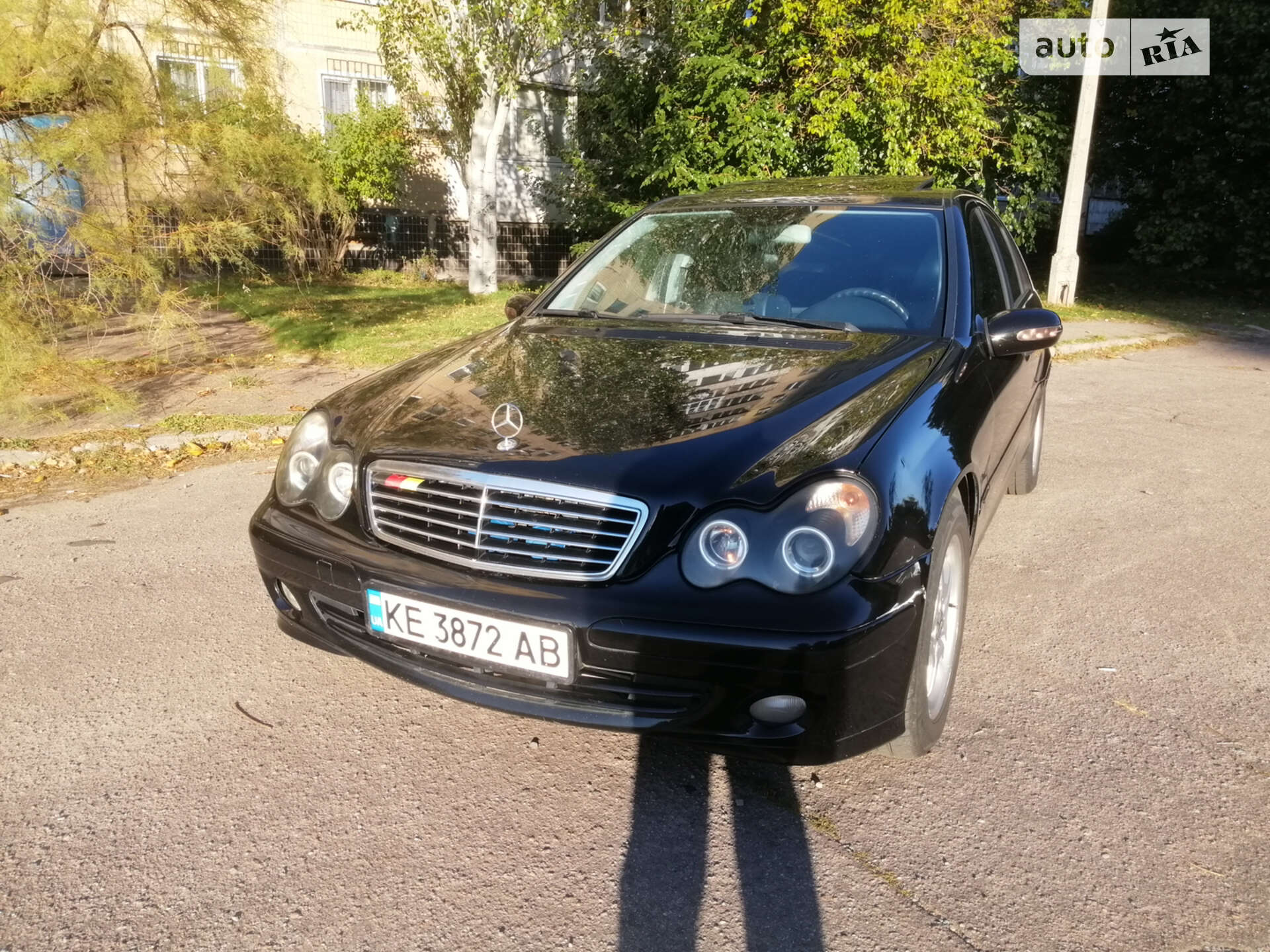 Головне фото звіту автомобіля MERCEDES-BENZ C 200 2001