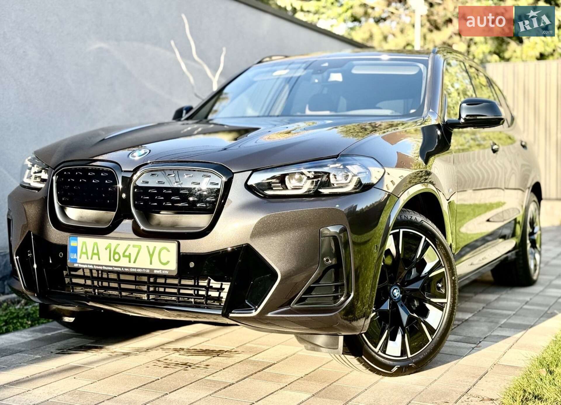 BMW IX3 2024