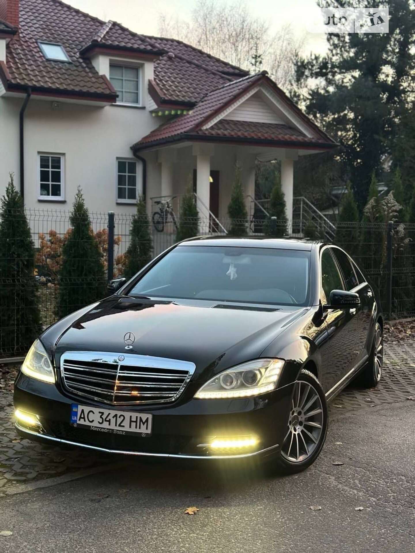 MERCEDES-BENZ 320 2006