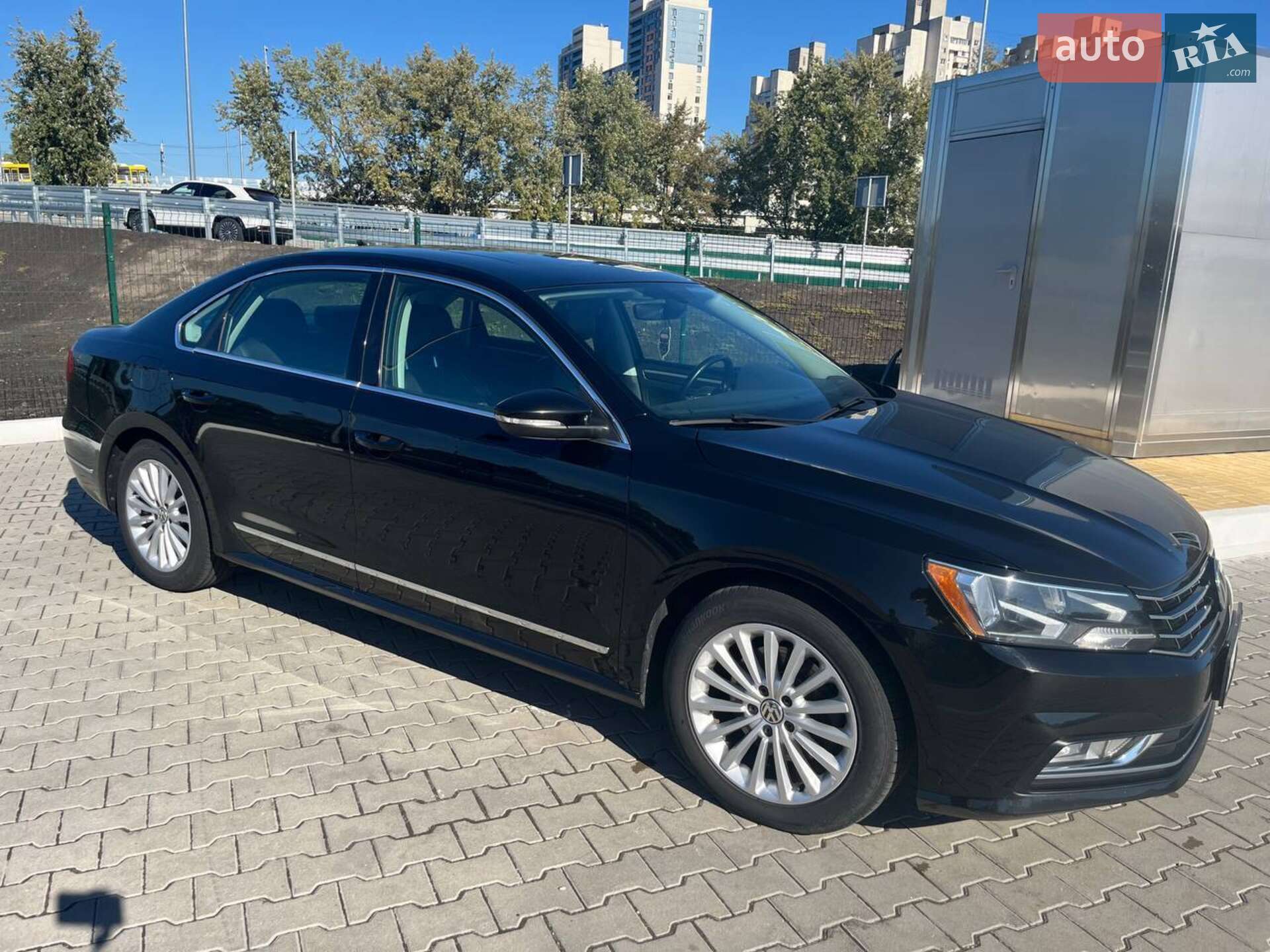VOLKSWAGEN PASSAT 2015