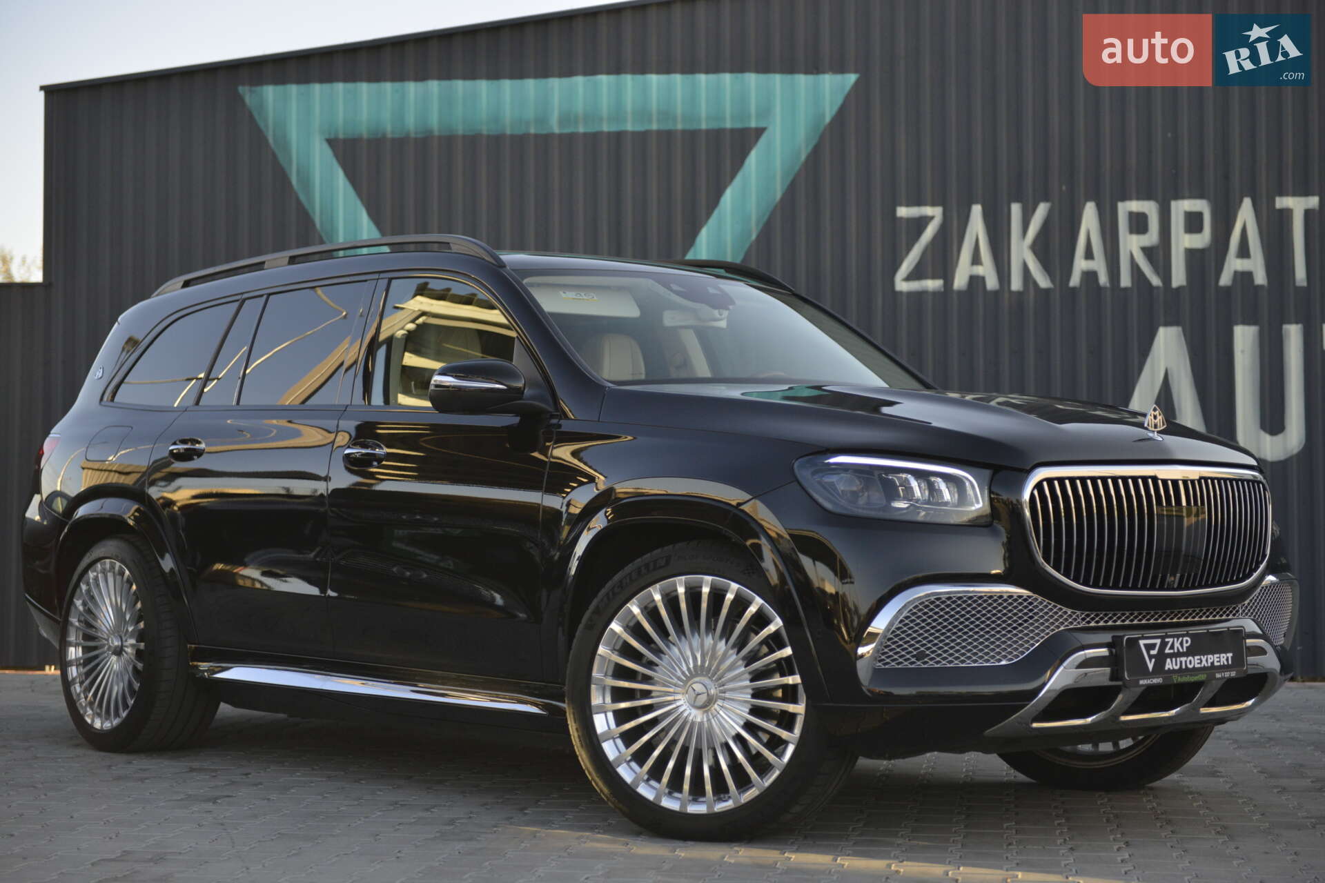 MERCEDES-BENZ GLS 580