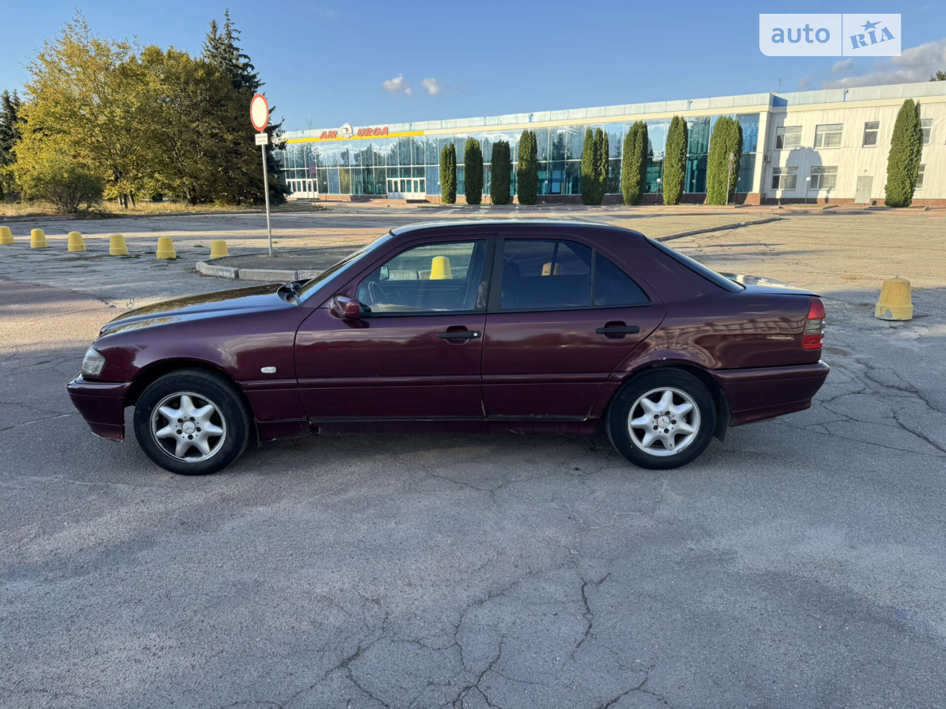 MERCEDES-BENZ 280 1998