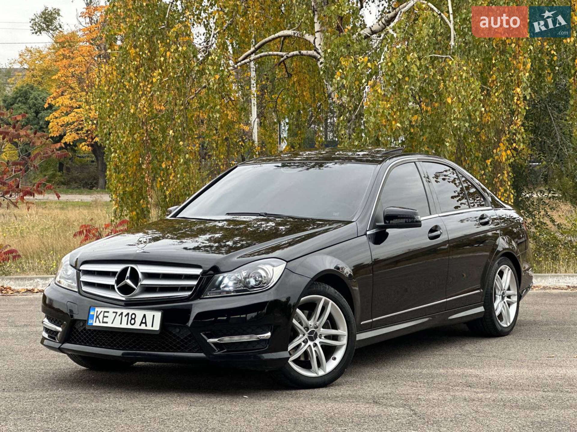 MERCEDES-BENZ C 250 2012