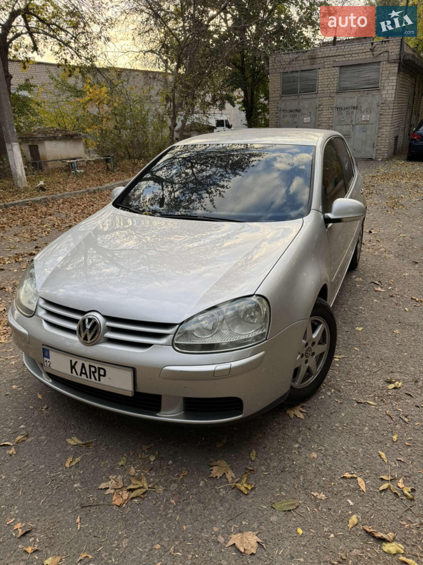 VOLKSWAGEN GOLF 2005