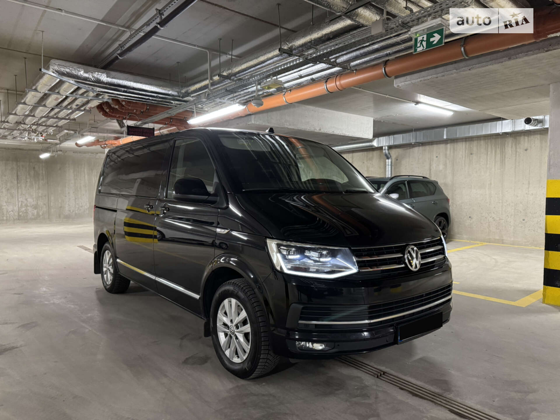 VOLKSWAGEN CARAVELLE 2017