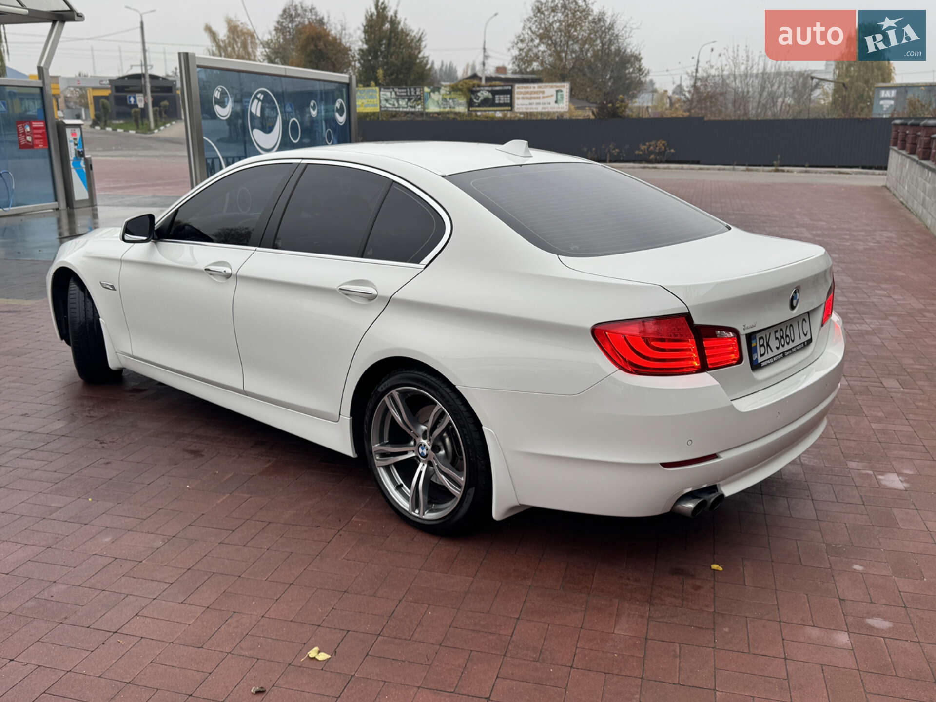 BMW 520I 2012