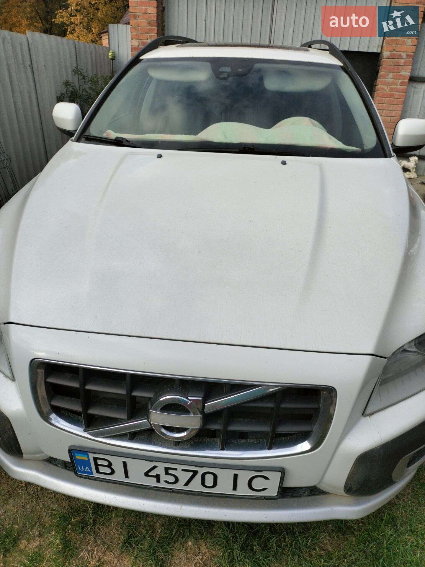 VOLVO XC70 2012