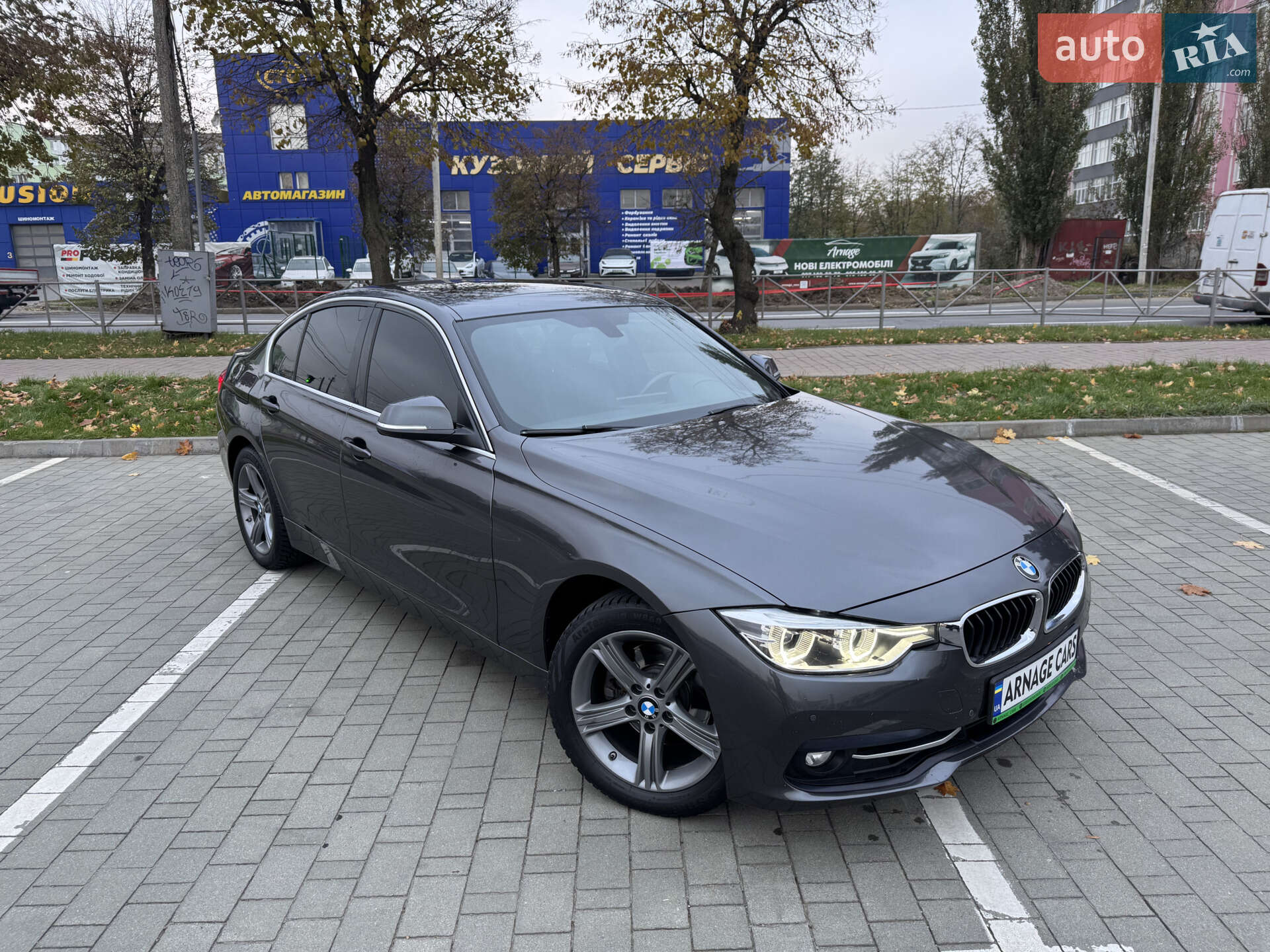 BMW 330XI 2016