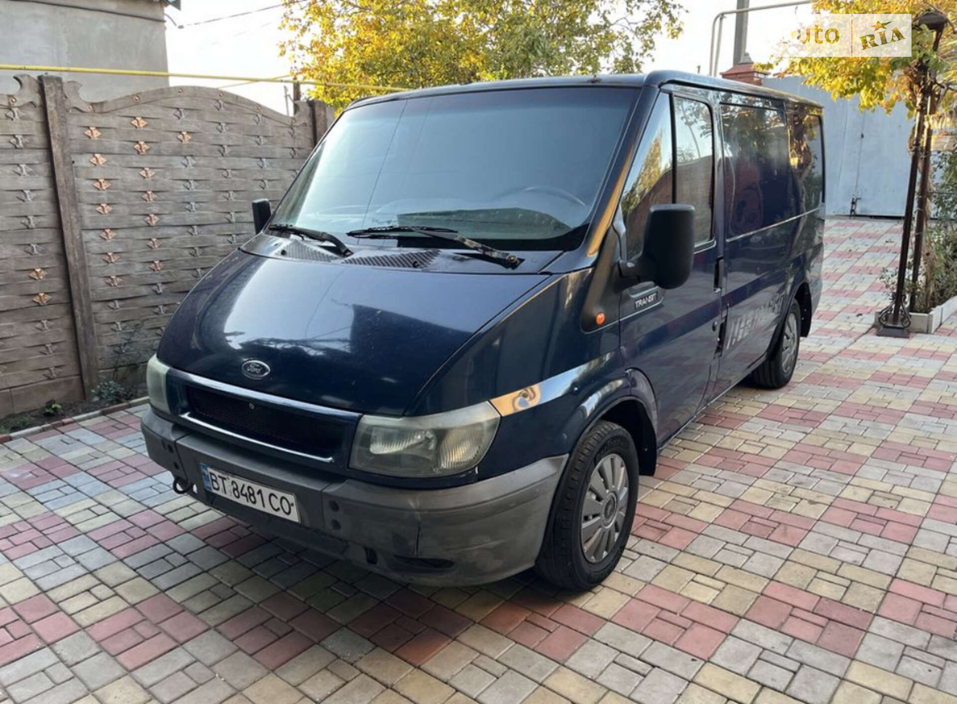 FORD TRANSIT 2001