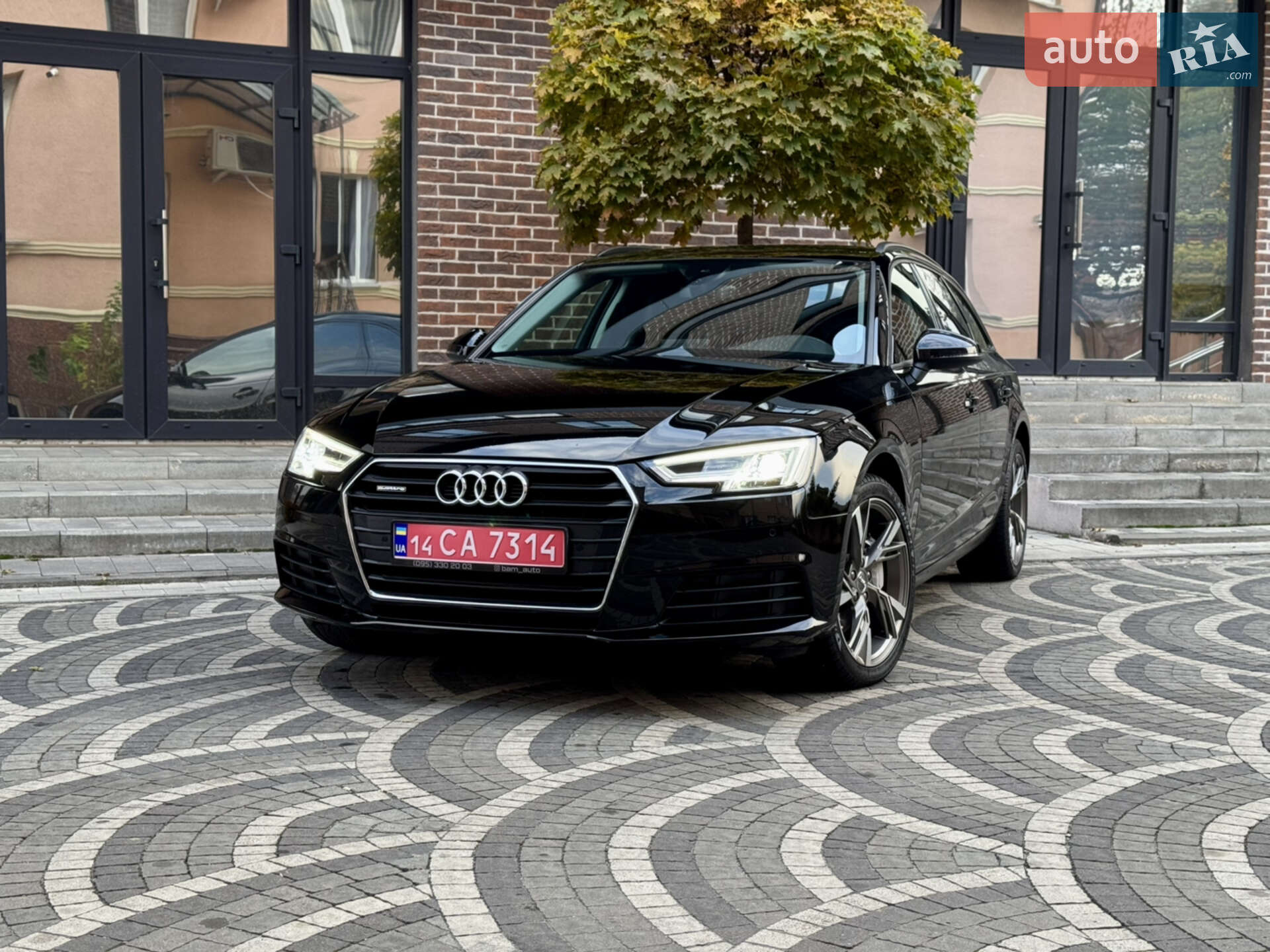AUDI A4 AVANT 2019