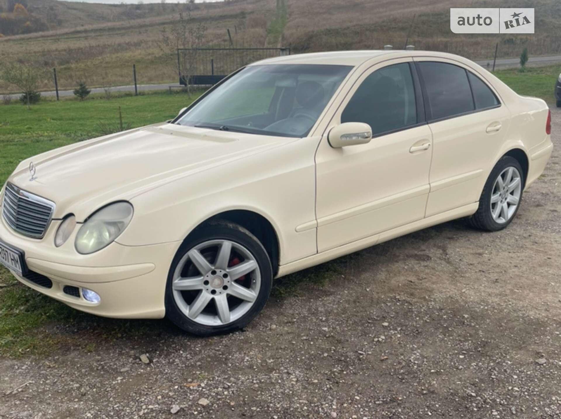 MERCEDES-BENZ E 200 2005