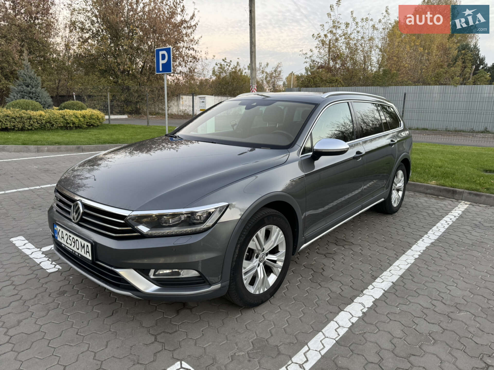 VOLKSWAGEN PASSAT 2015