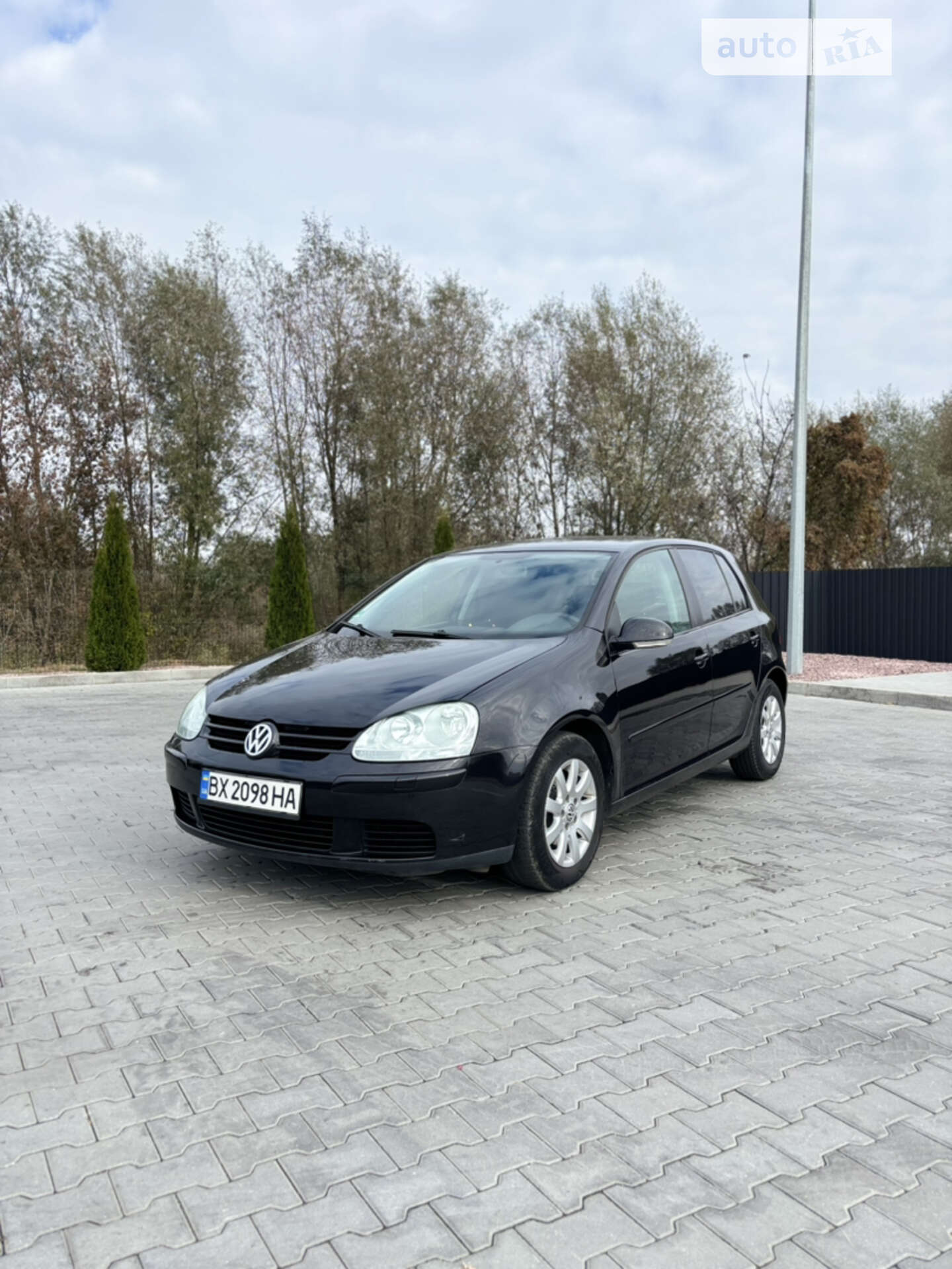 VOLKSWAGEN GOLF 2005
