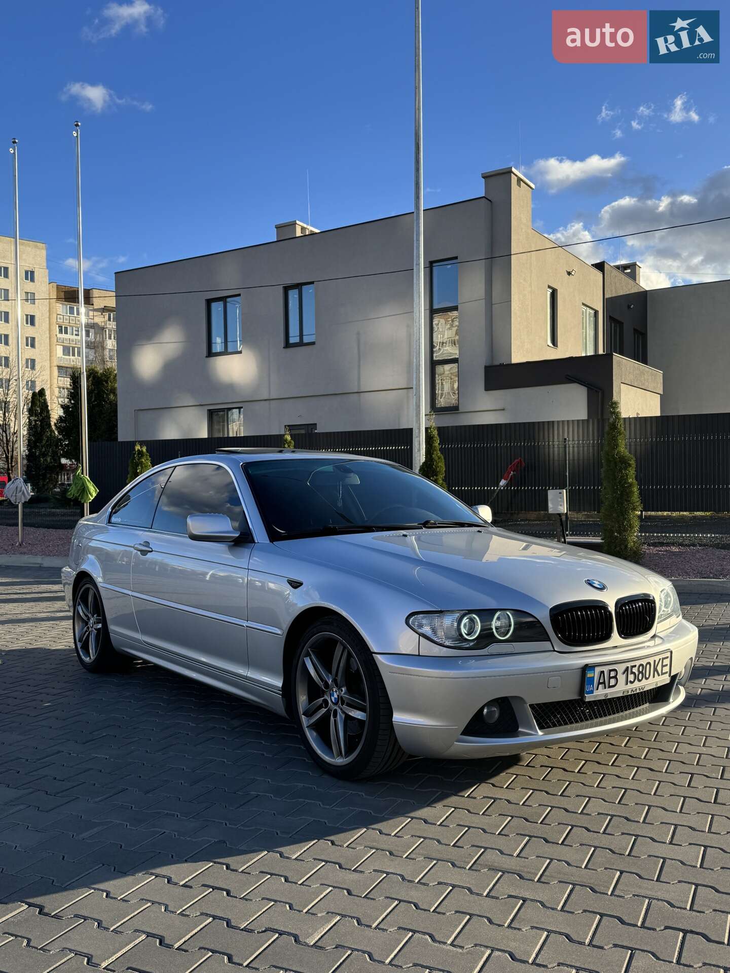 BMW 325I 2003