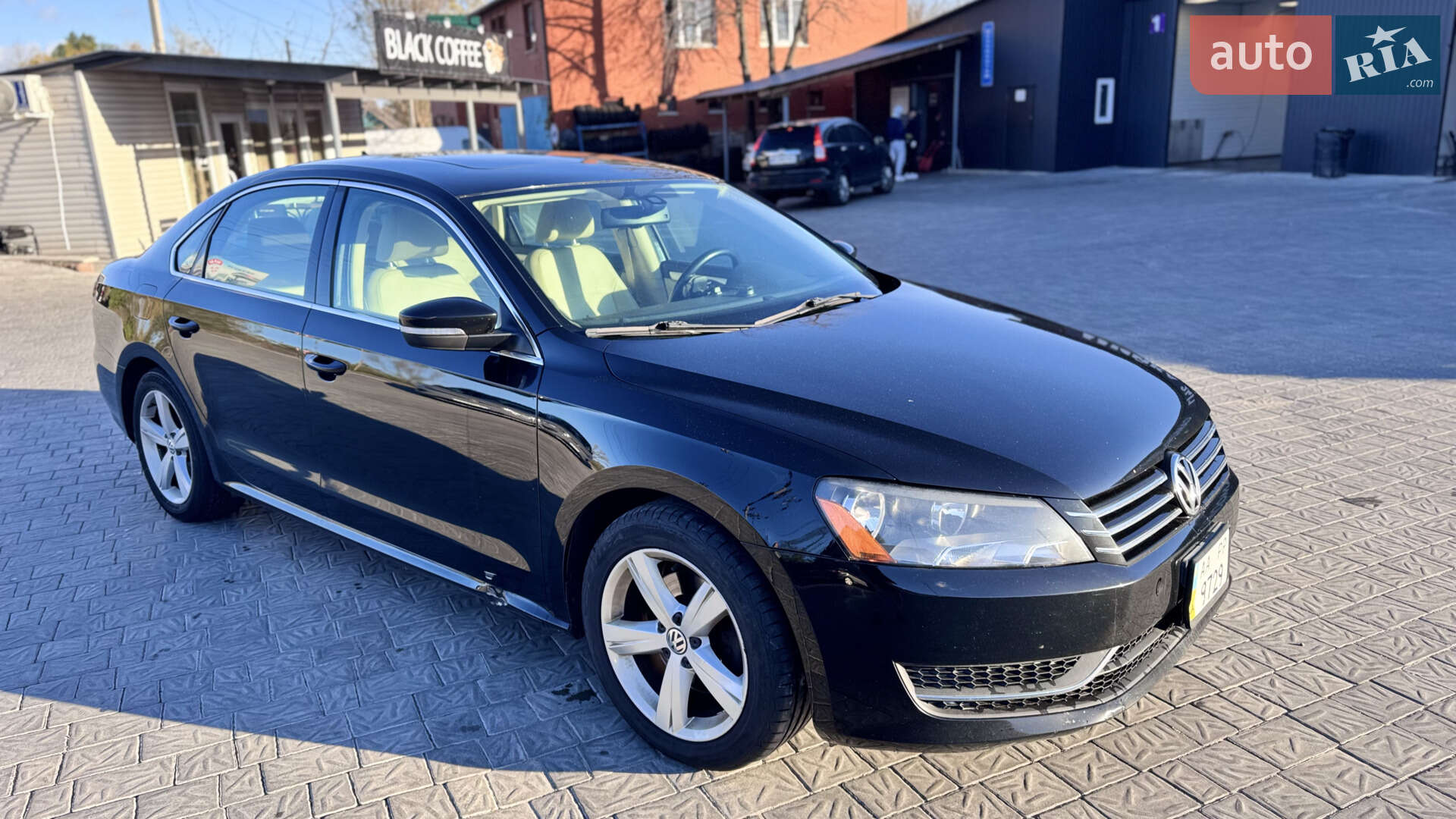 VOLKSWAGEN PASSAT 2013