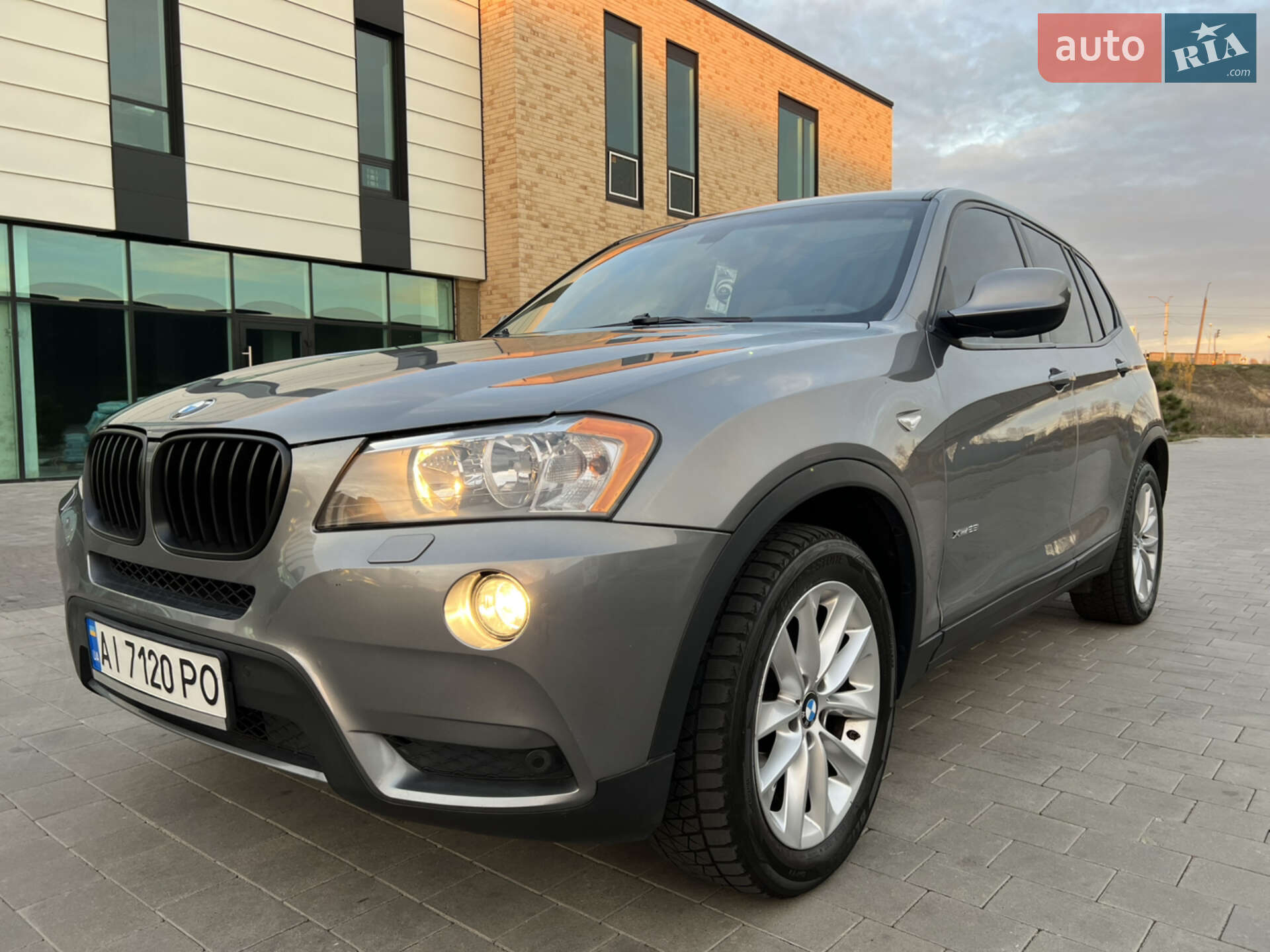 Головне фото звіту автомобіля BMW X3 2013