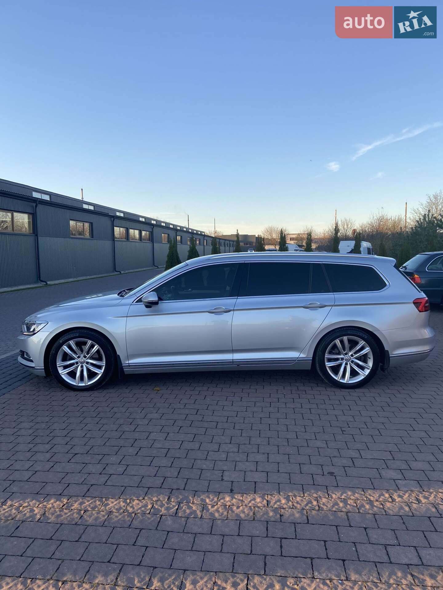 VOLKSWAGEN PASSAT 2015