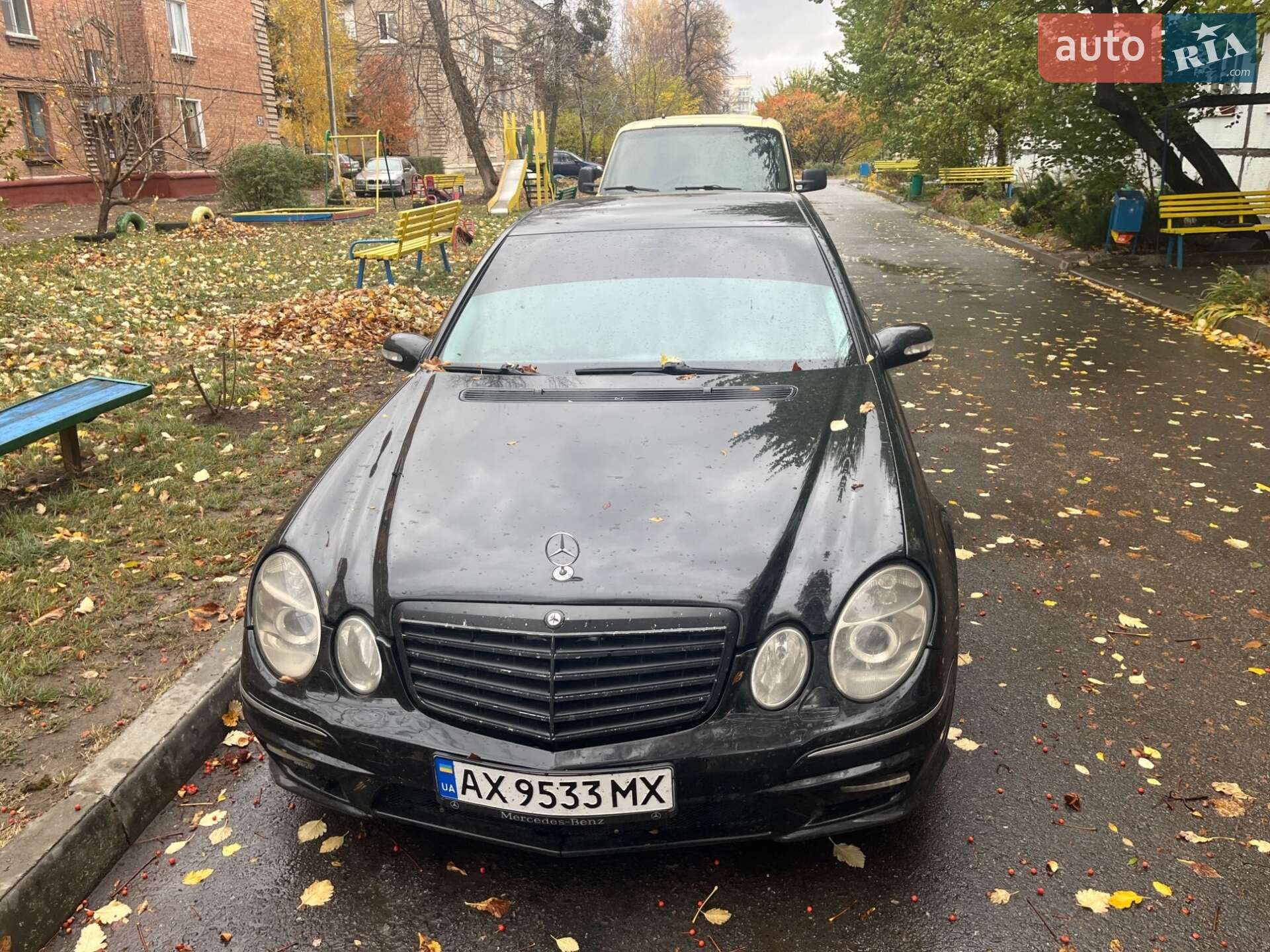 MERCEDES-BENZ E 320 2003