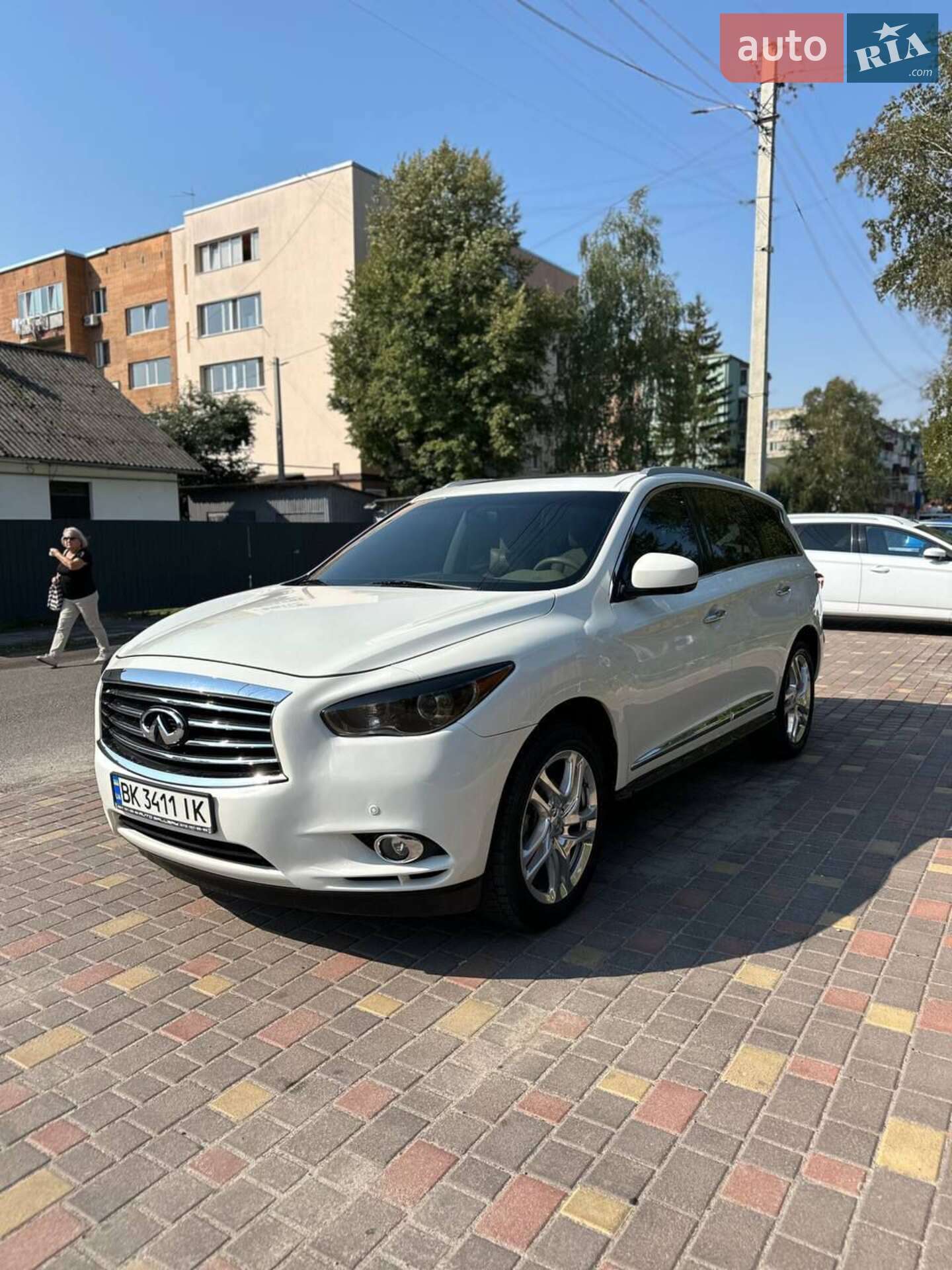 INFINITI JX35 2013