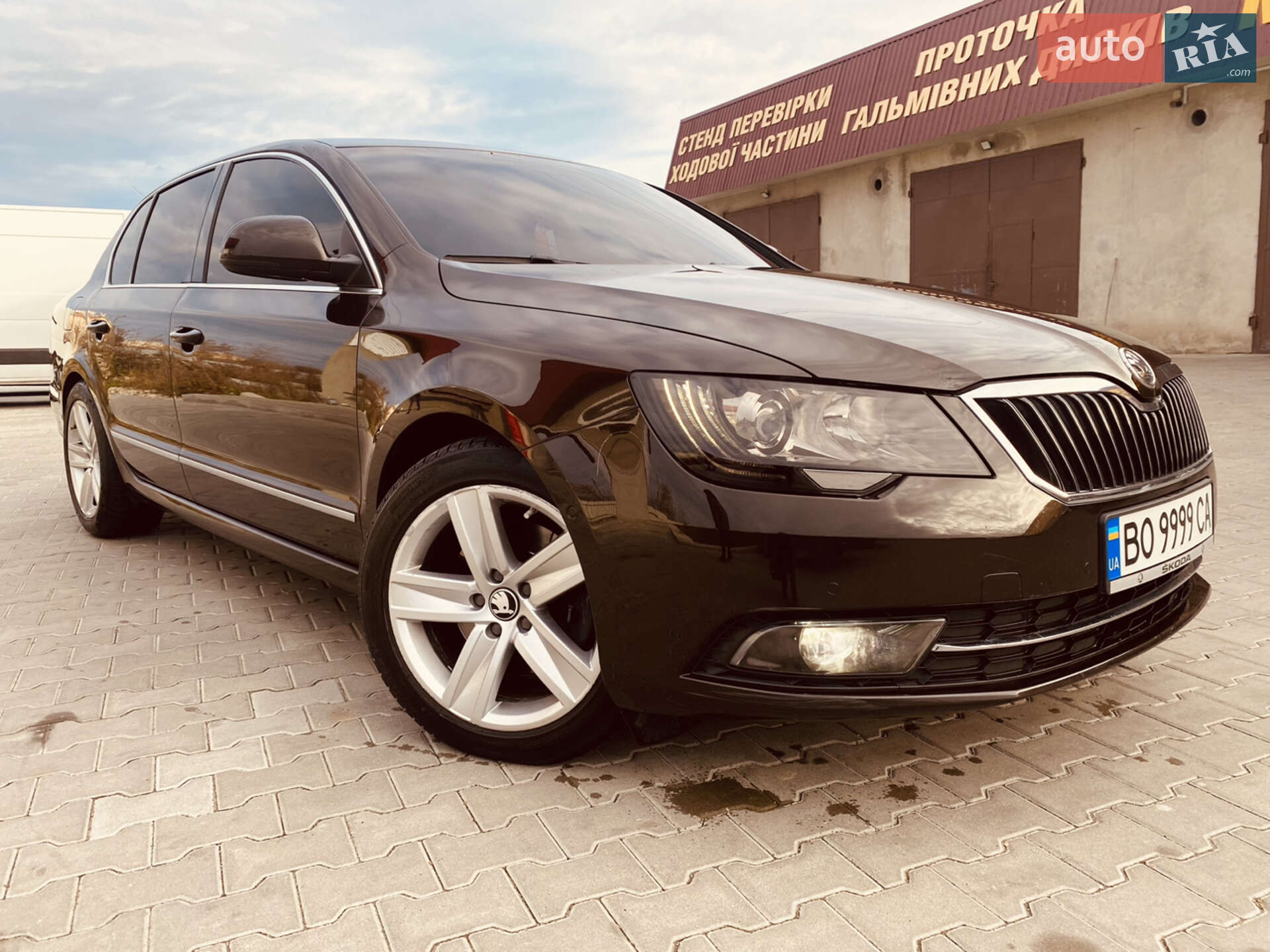 SKODA SUPERB