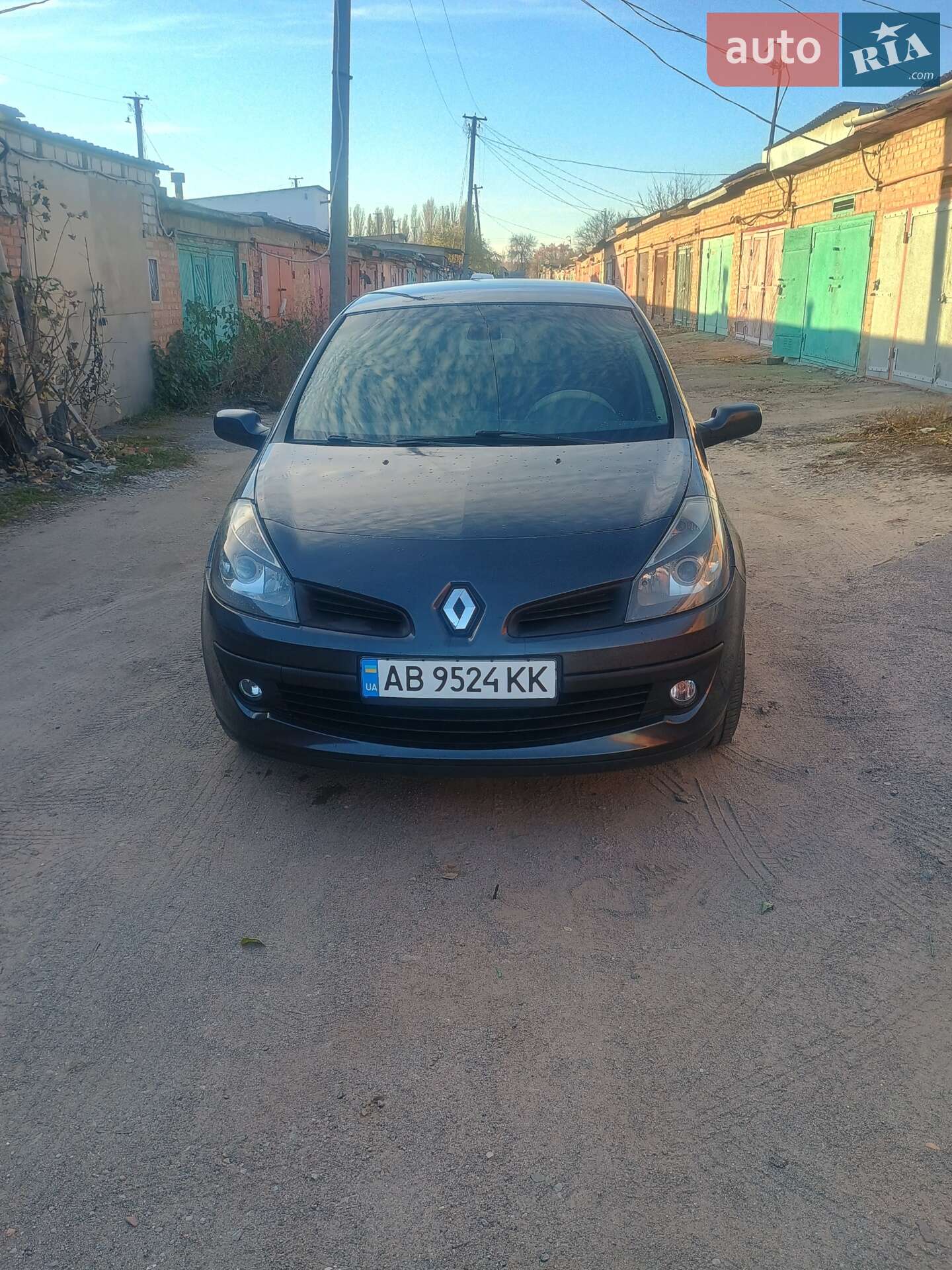 RENAULT CLIO 2005