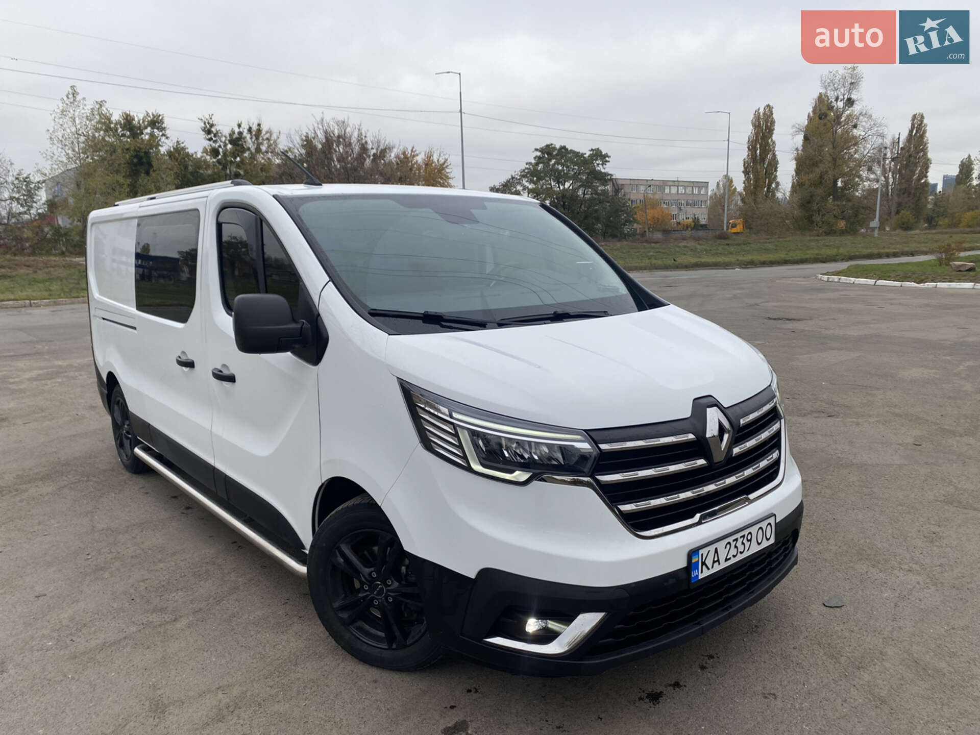 RENAULT TRAFIC 2022