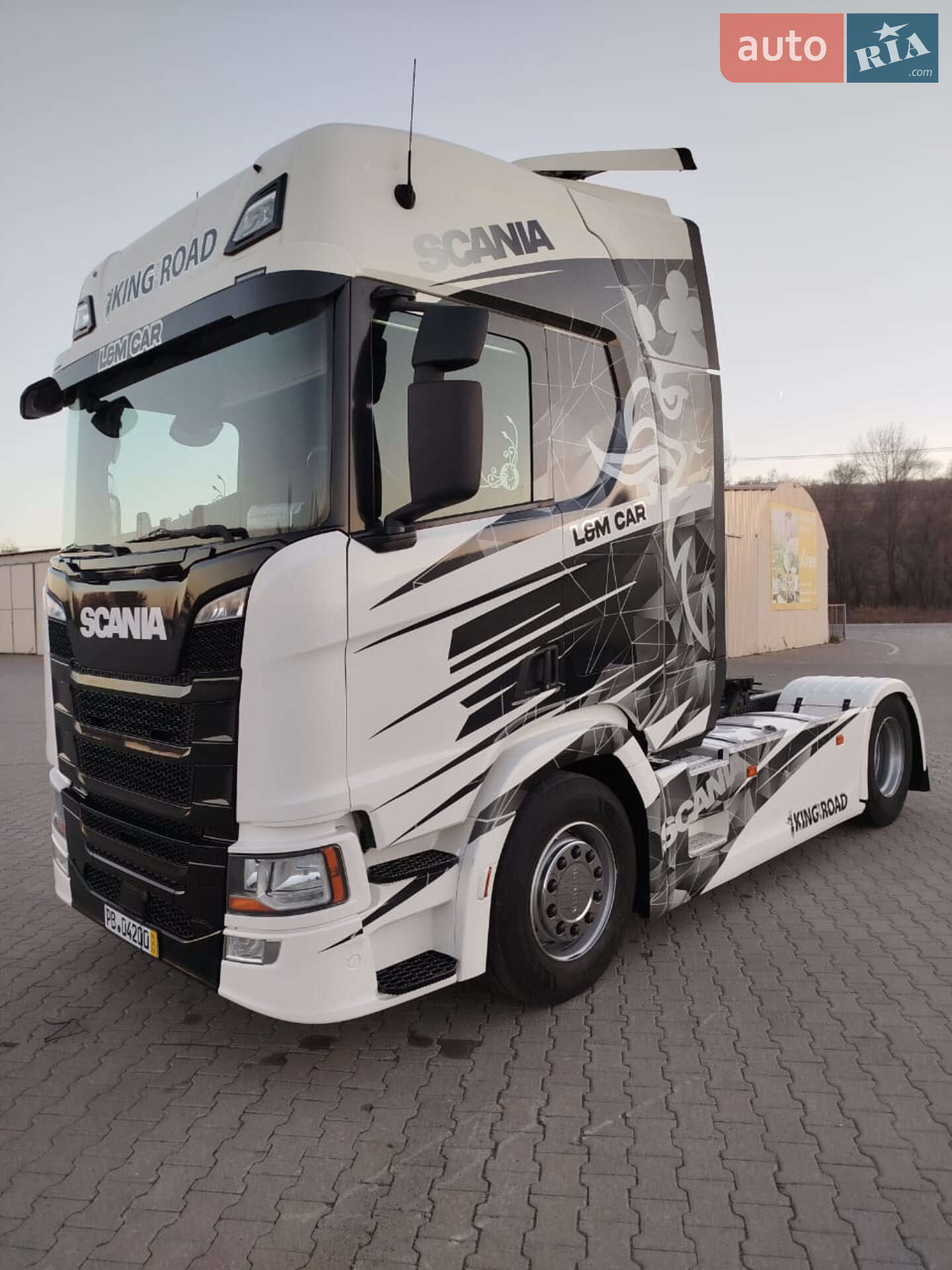 SCHMITZ R450 2018