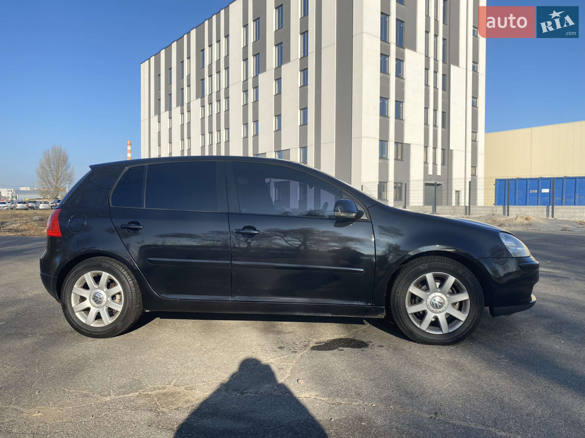 VOLKSWAGEN GOLF 2004