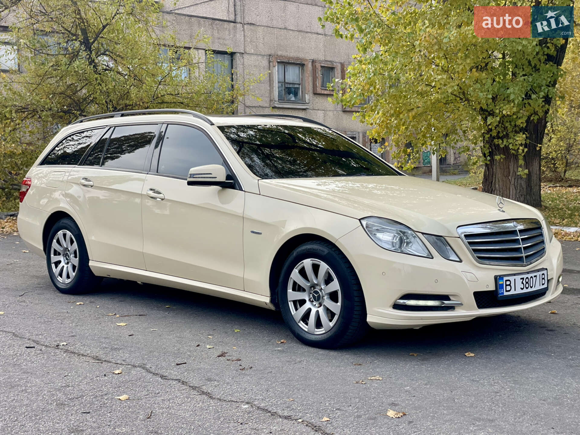 MERCEDES-BENZ E 200 CDI 2011