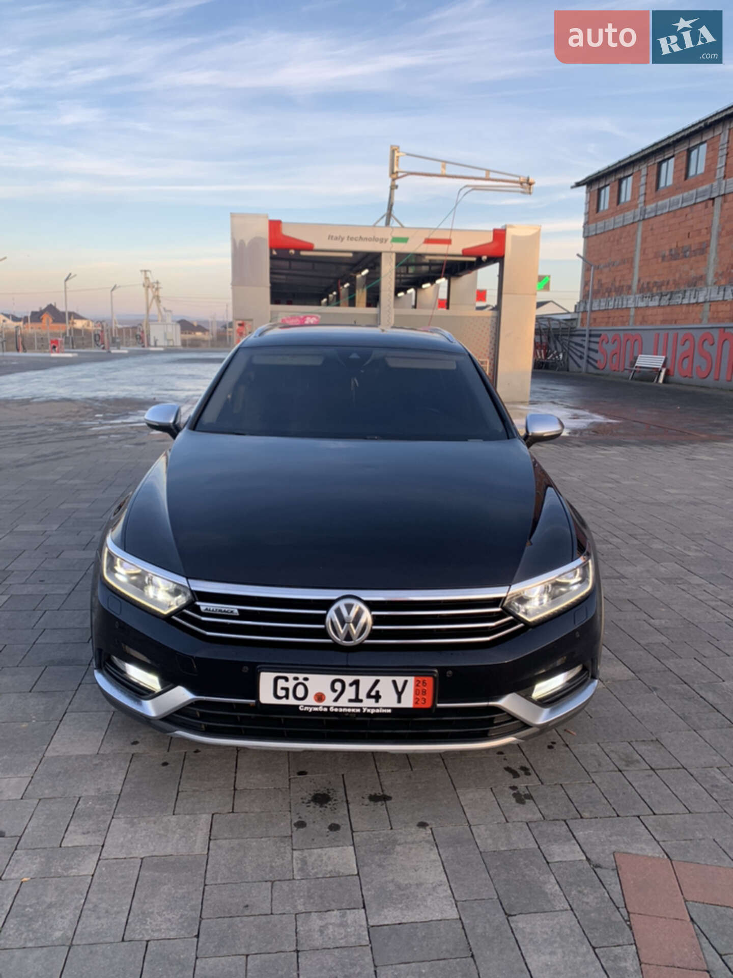 VOLKSWAGEN PASSAT 2015
