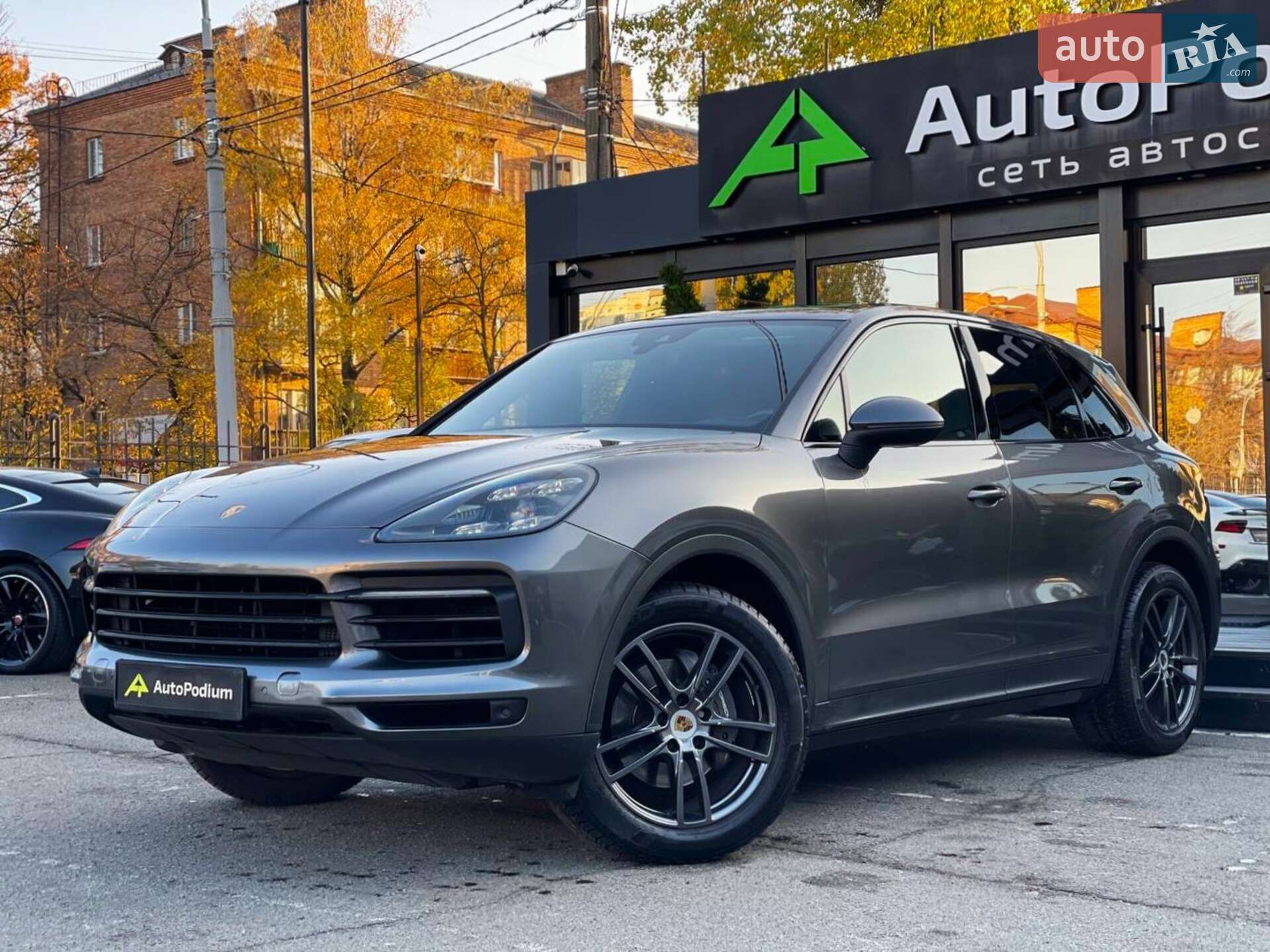 PORSCHE CAYENNE 2019