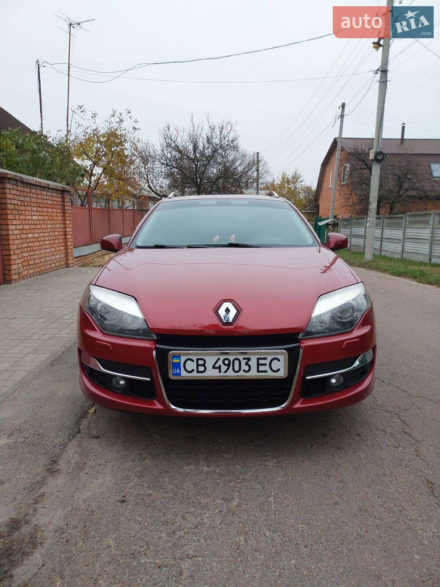 Головне фото звіту автомобіля RENAULT LAGUNA 2011