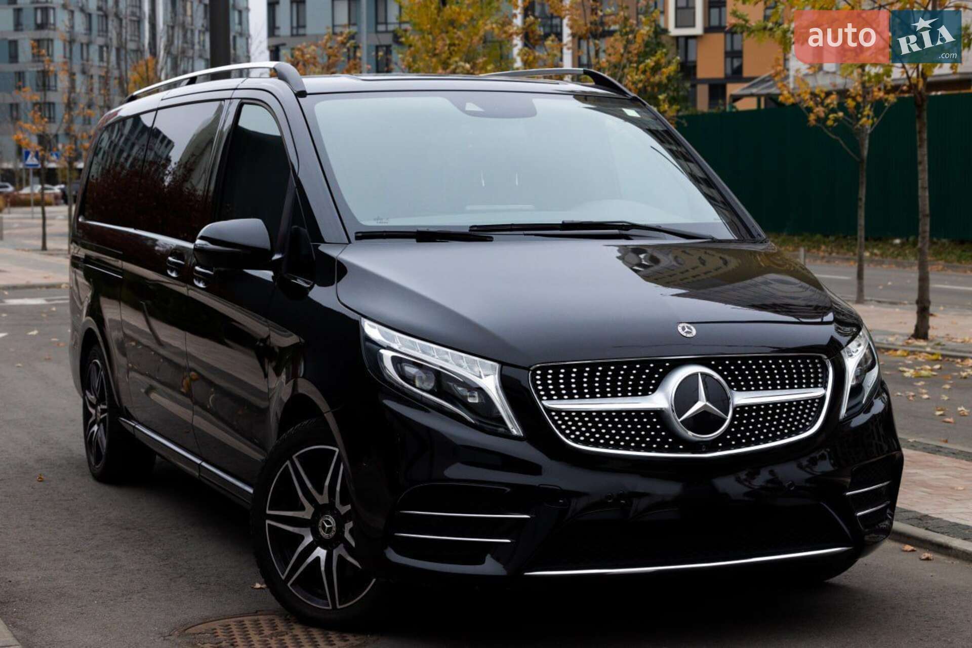 MERCEDES-BENZ V 300 D 2022