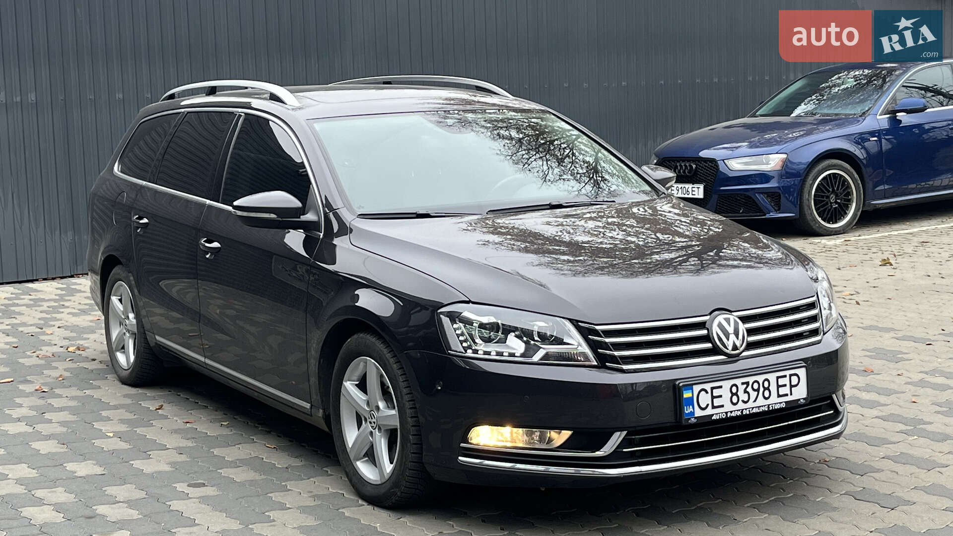 VOLKSWAGEN PASSAT 2011