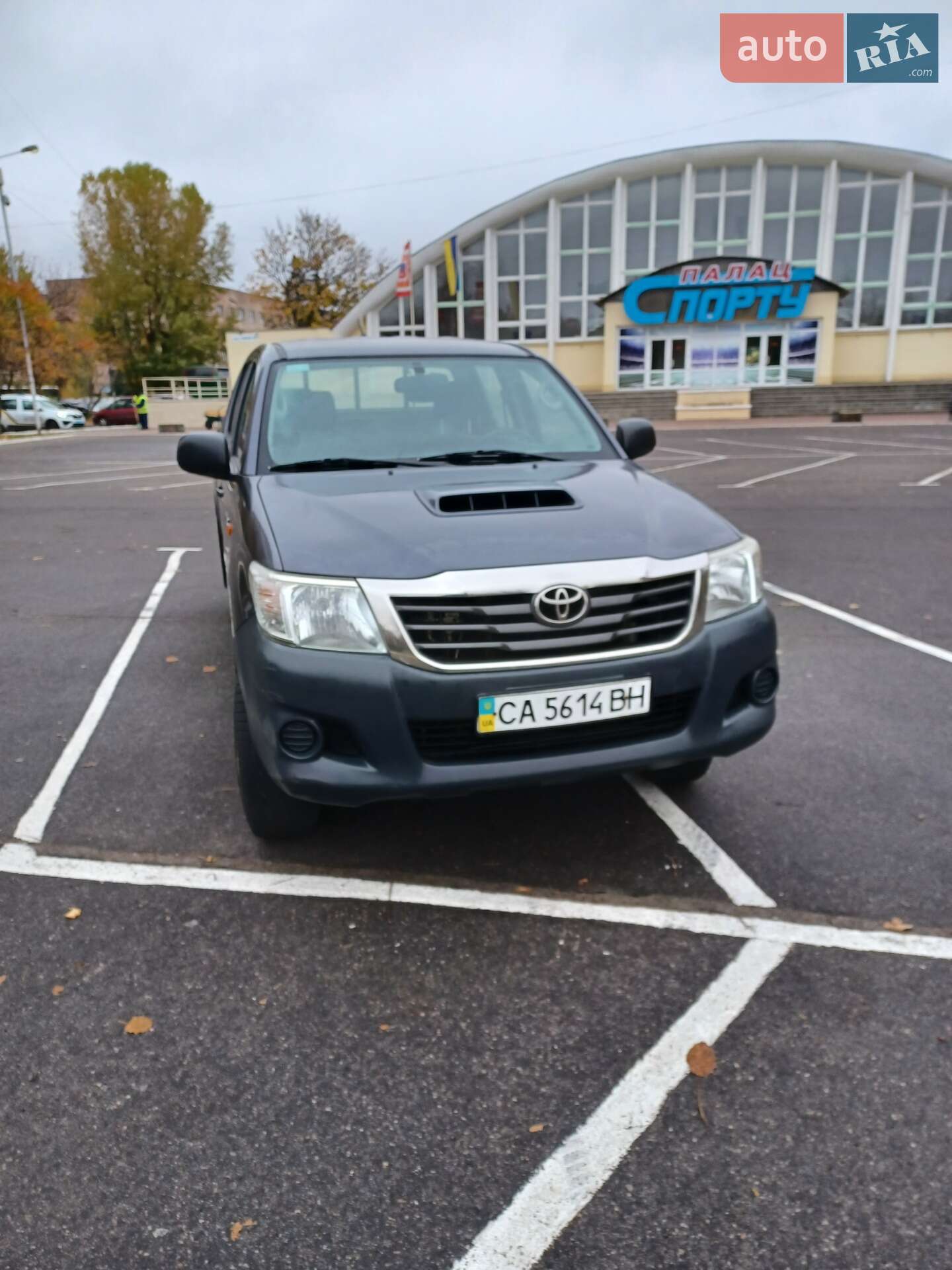 TOYOTA HILUX 2012