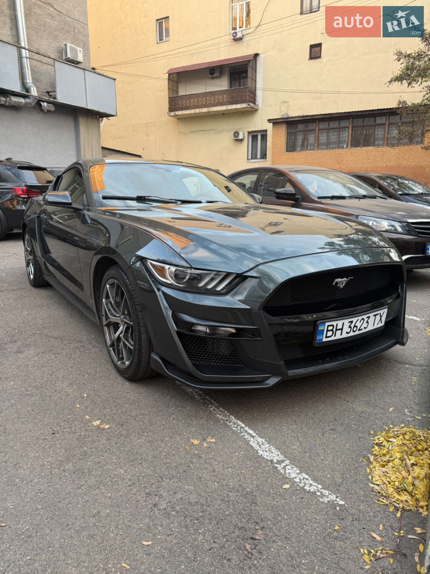 Головне фото звіту автомобіля FORD MUSTANG 2015