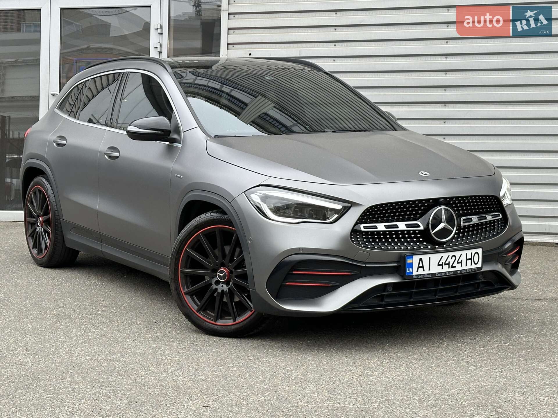MERCEDES-BENZ GLA 200 2021