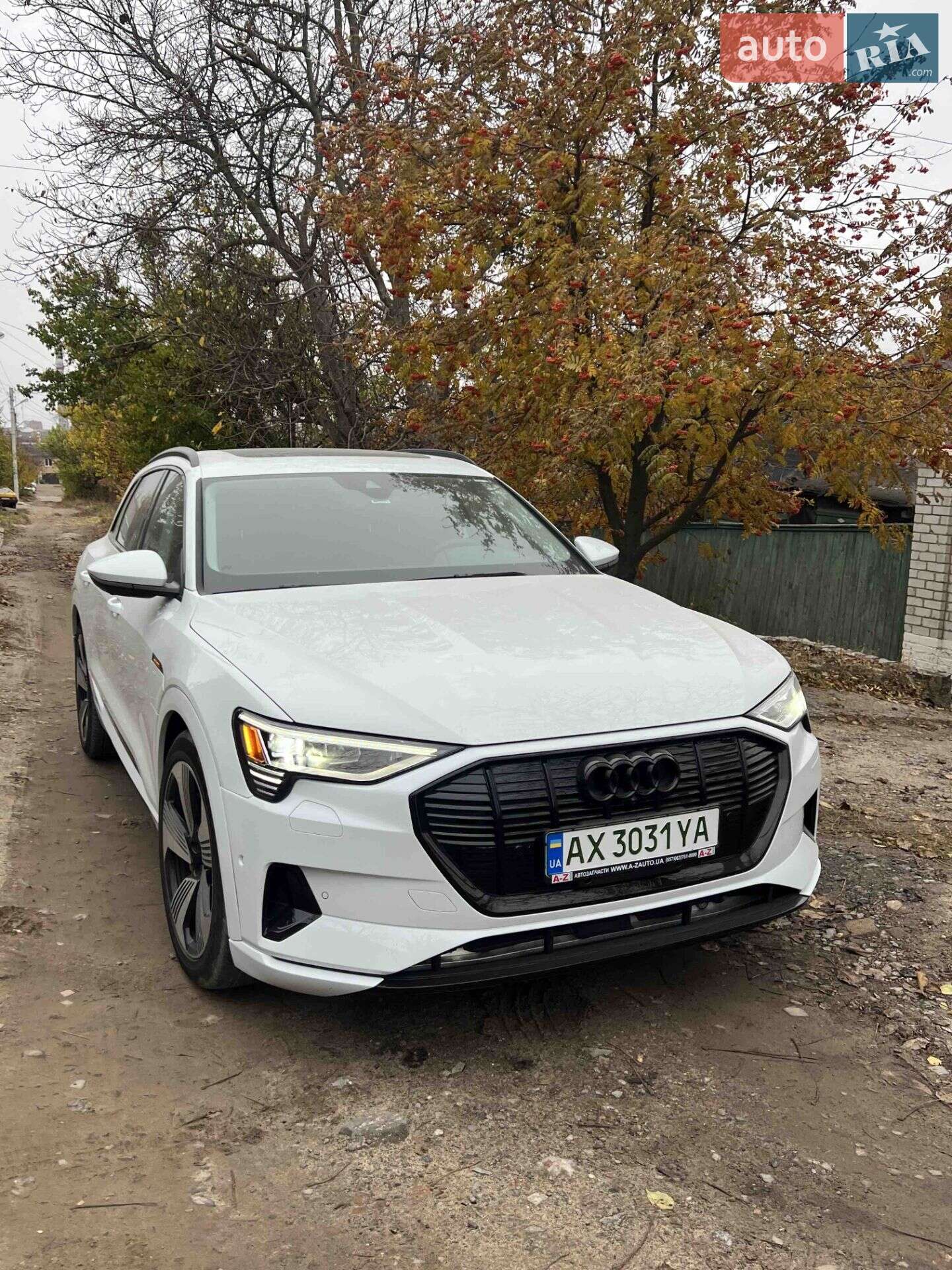 AUDI E-TRON 2022