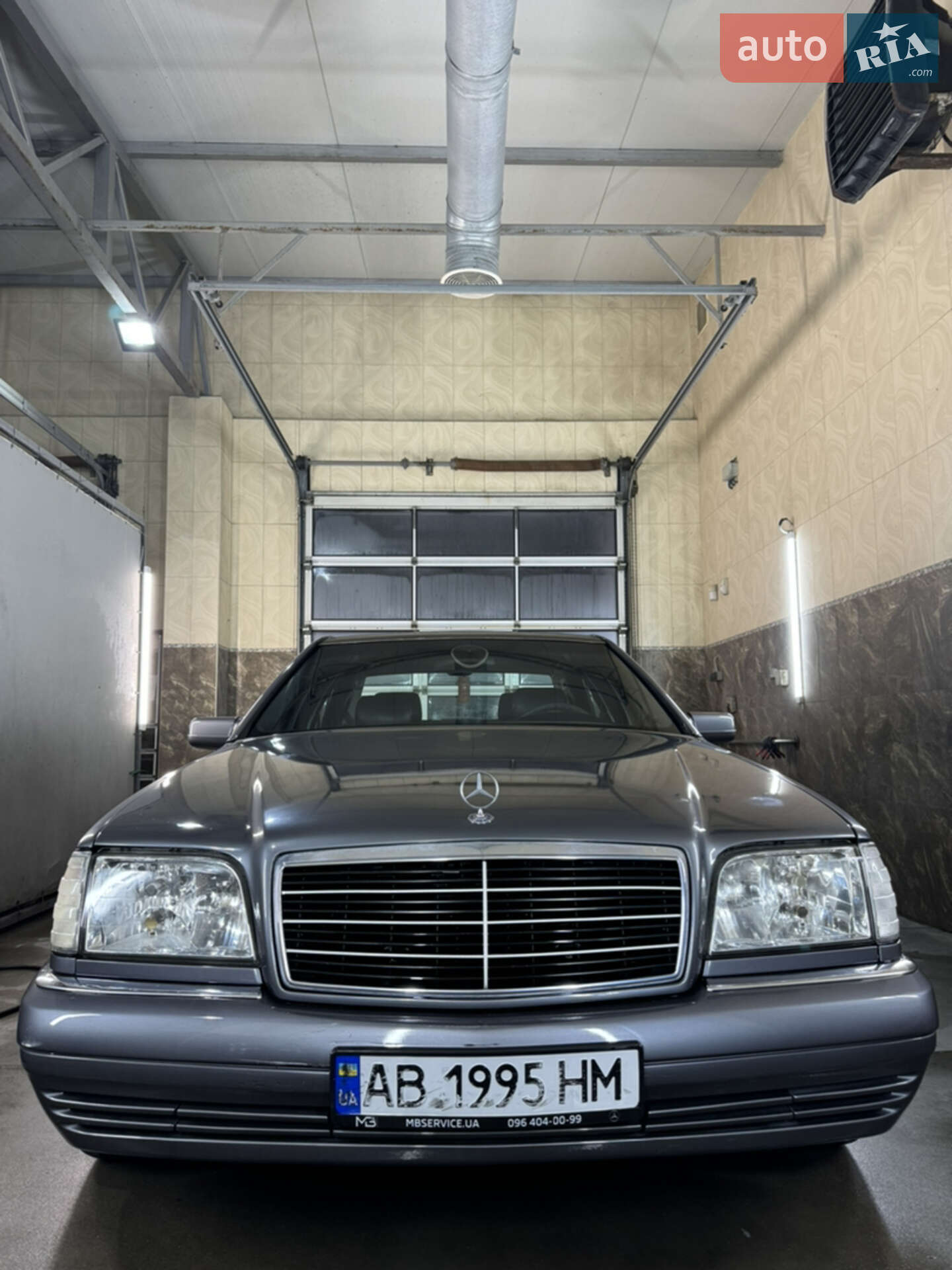MERCEDES-BENZ 320 1996