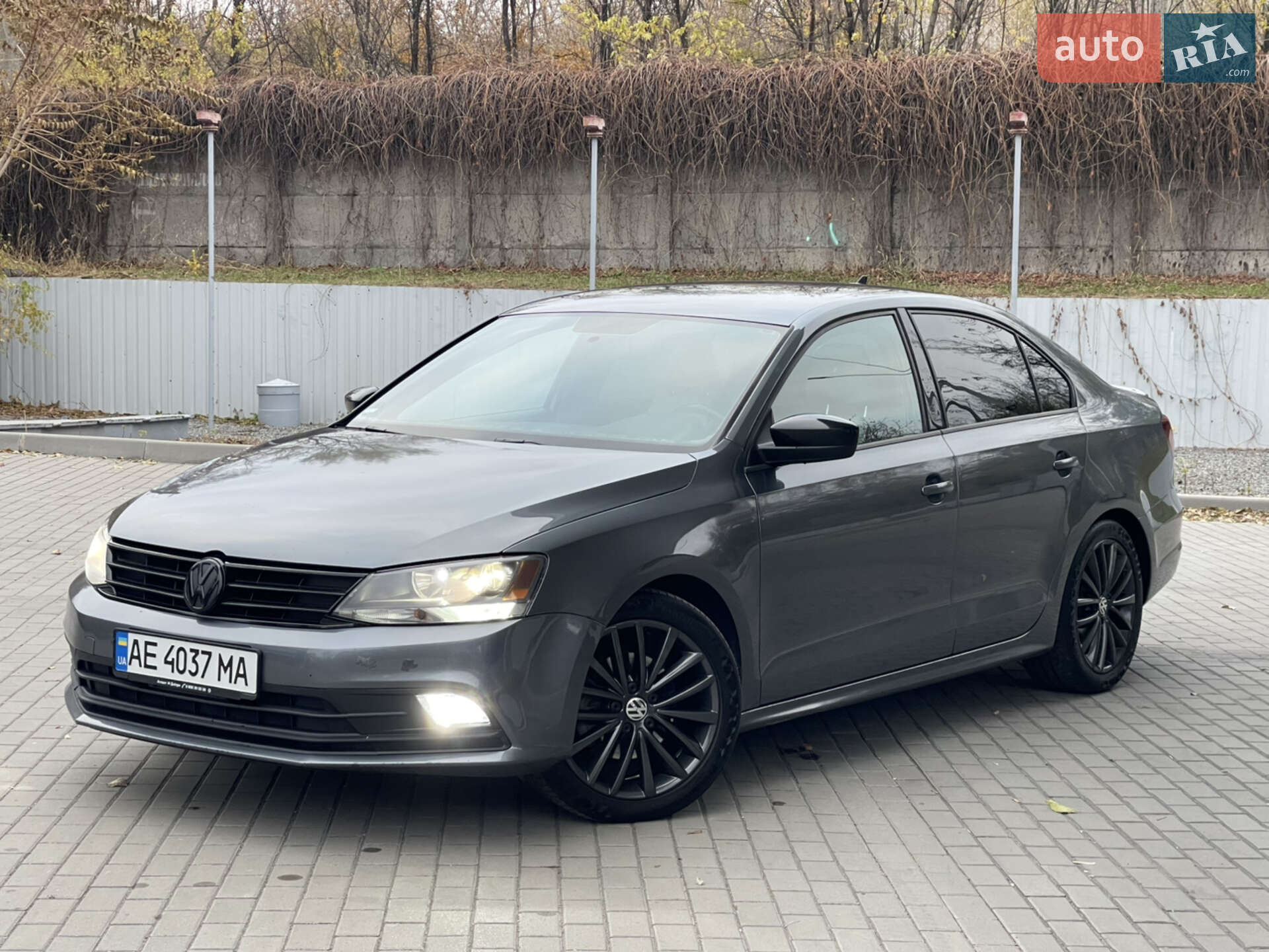 VOLKSWAGEN JETTA 2017