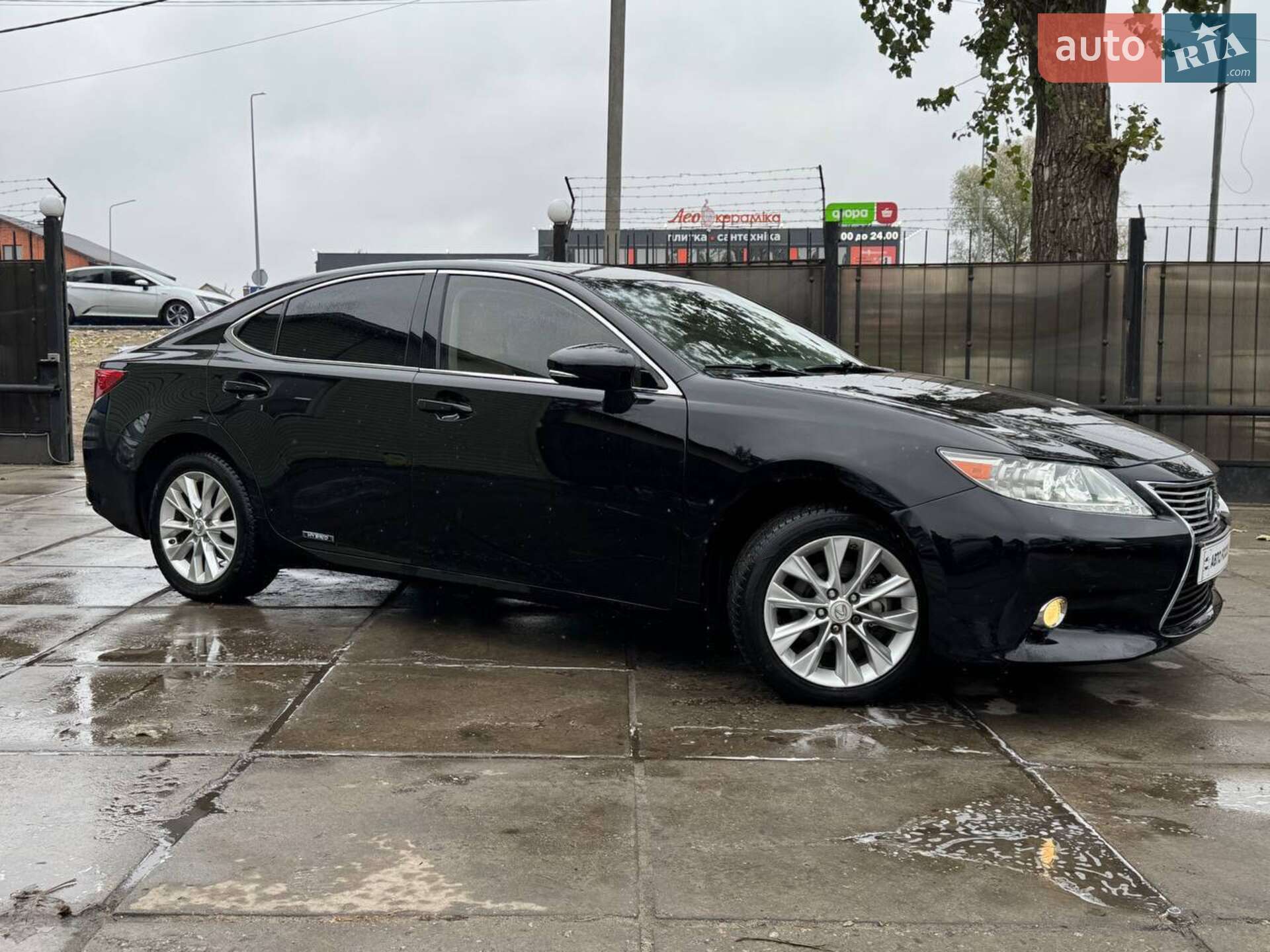LEXUS ES 300H 2012