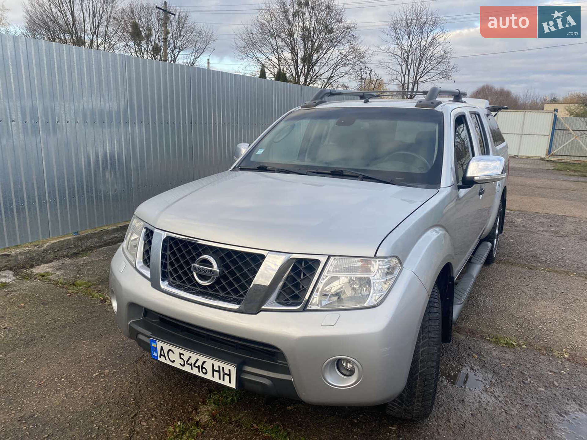 NISSAN NAVARA 2011
