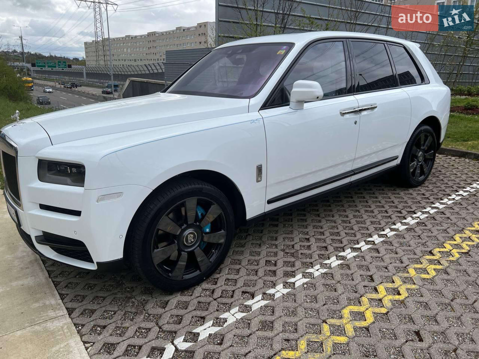 ROLLS-ROYCE CULLINAN 2021