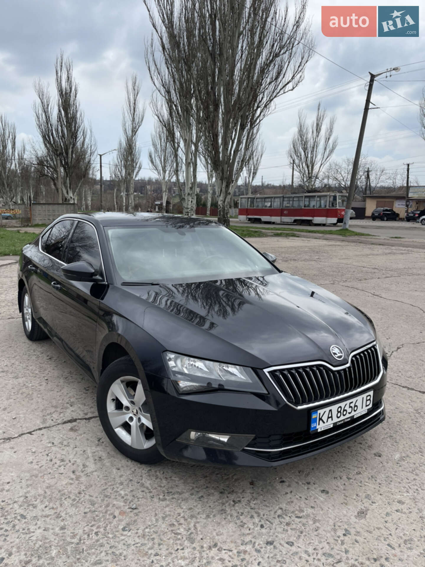 Головне фото звіту автомобіля SKODA SUPERB 2016