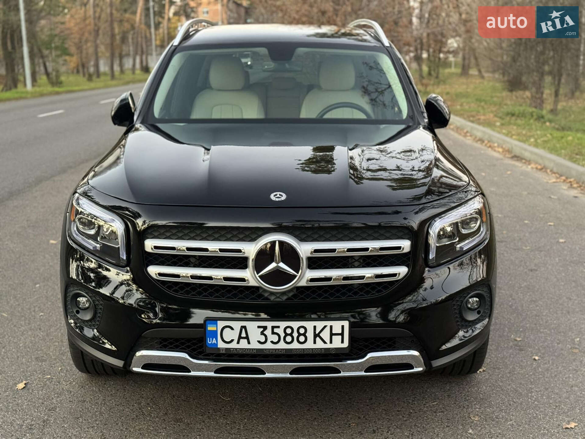 MERCEDES-BENZ GLB 250 2019