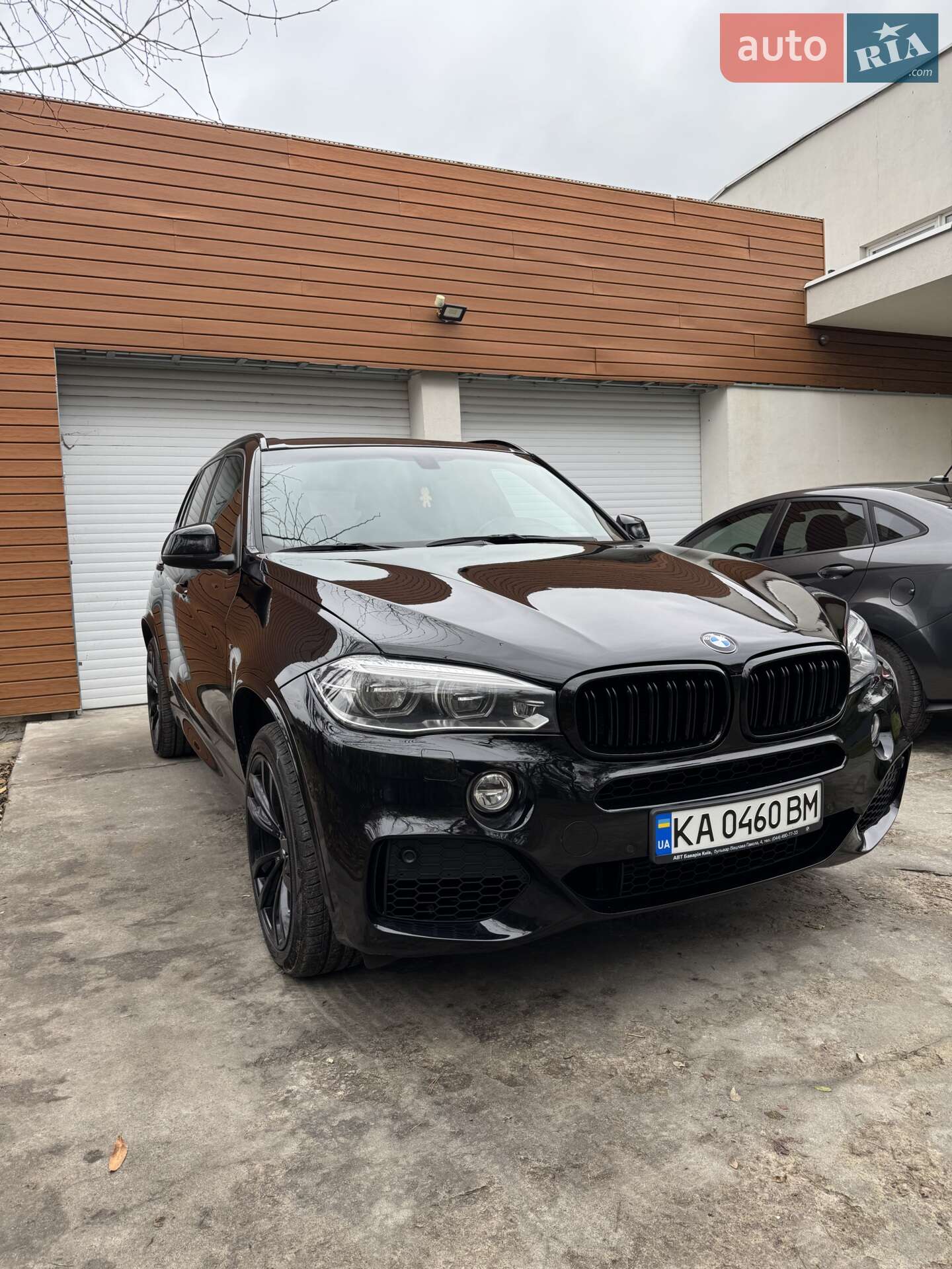Головне фото звіту автомобіля BMW X5 2017