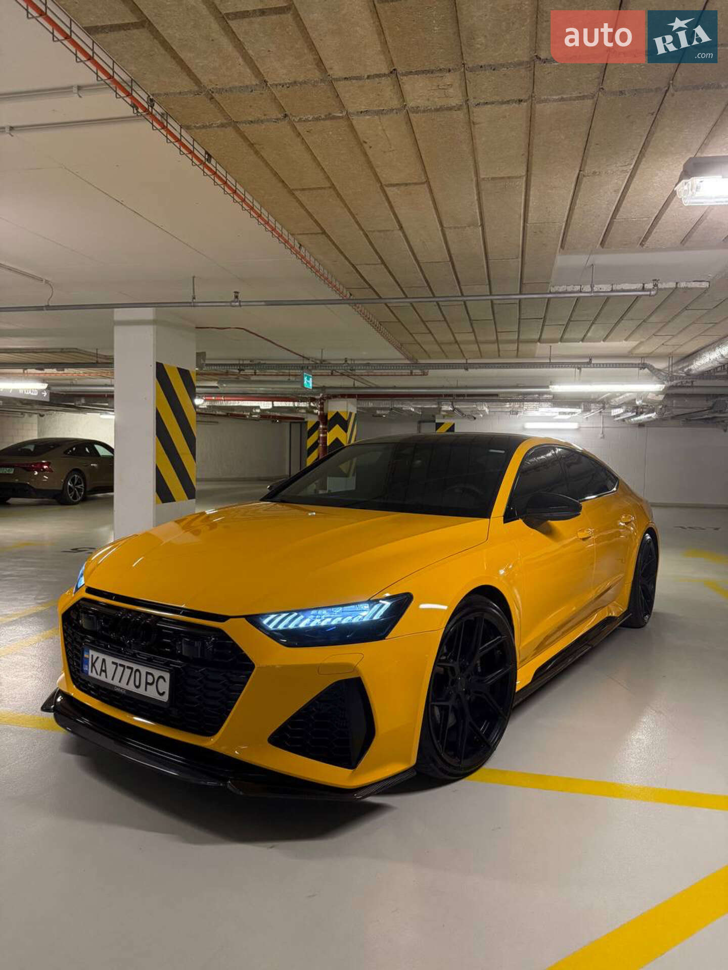 AUDI RS7 2021