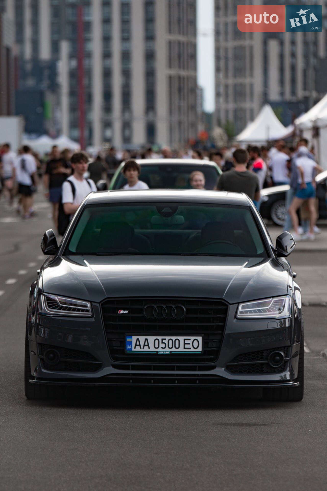 AUDI S8 2016