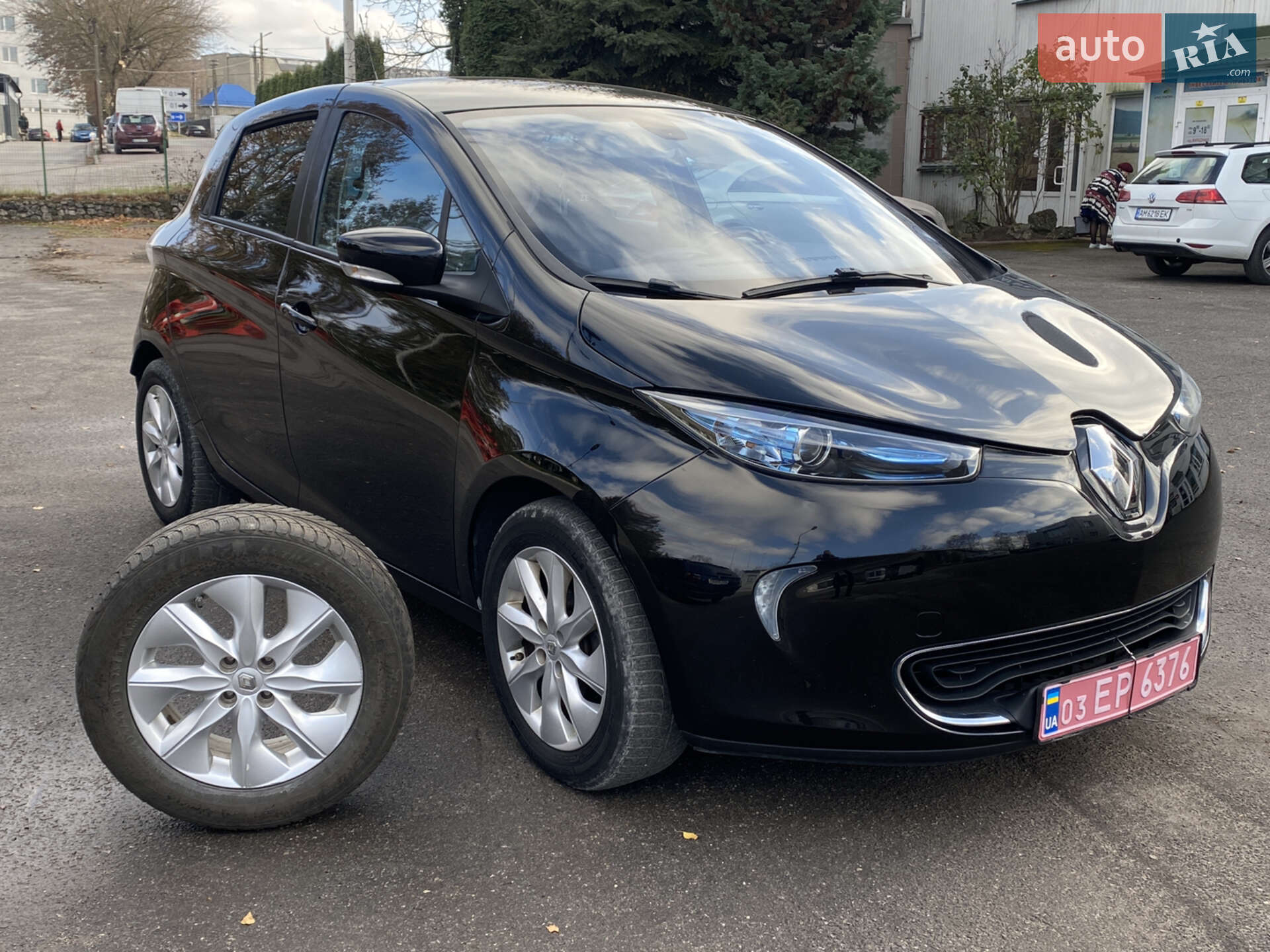RENAULT ZOE 2015