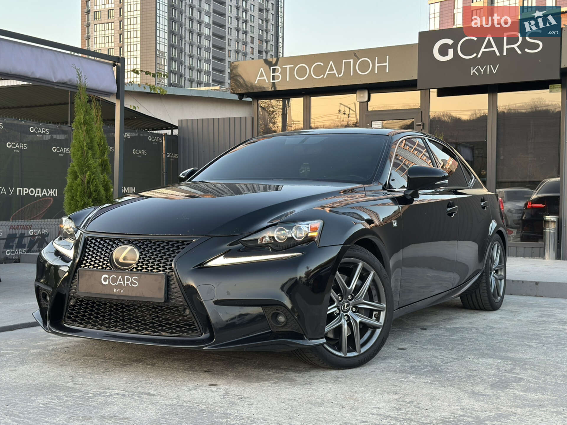 LEXUS IS 200 2016